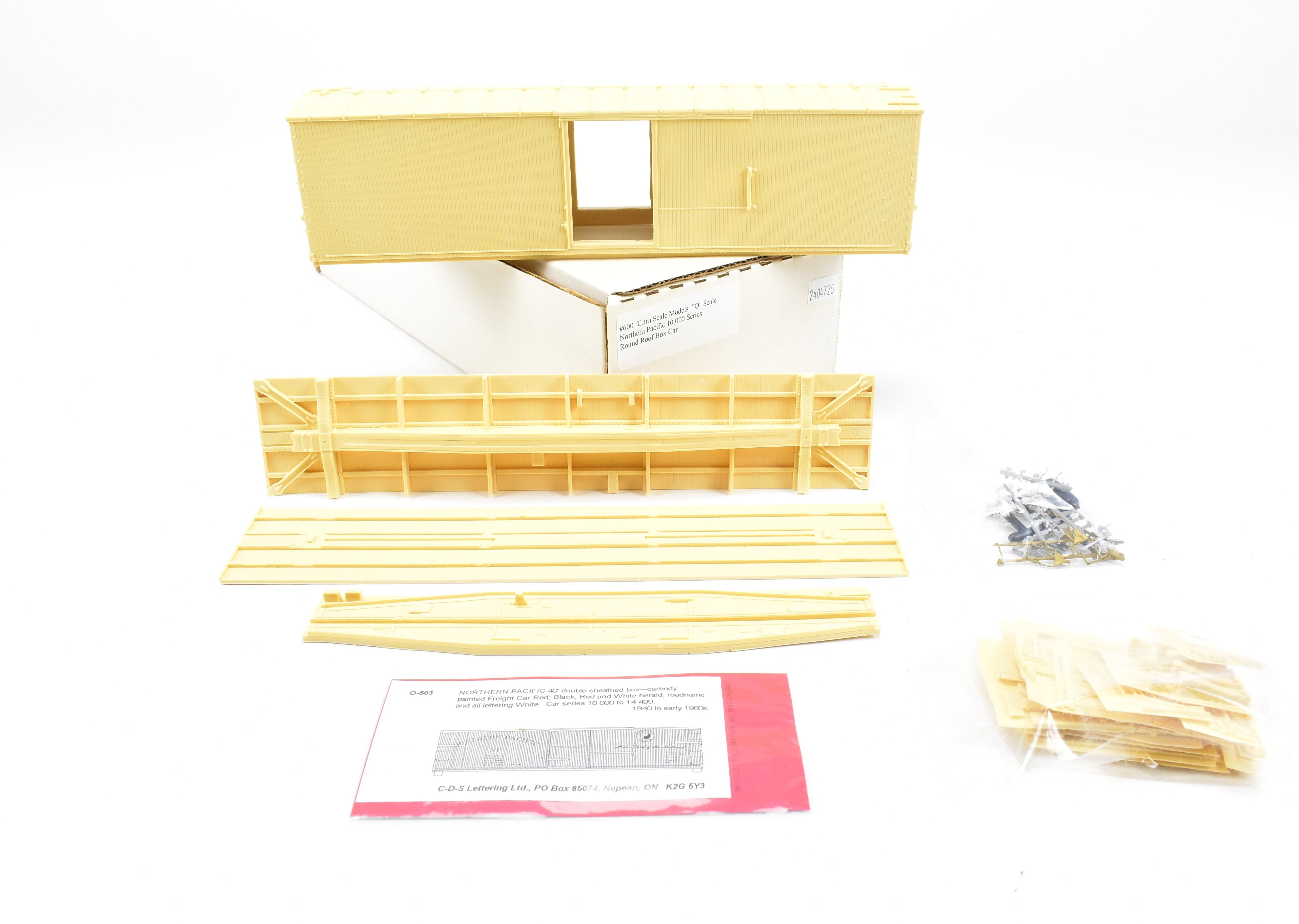 O Scale Chooch Ultra Scale Resin Kit: NP Northern Pacific 10000 Series Round Roof Box Car