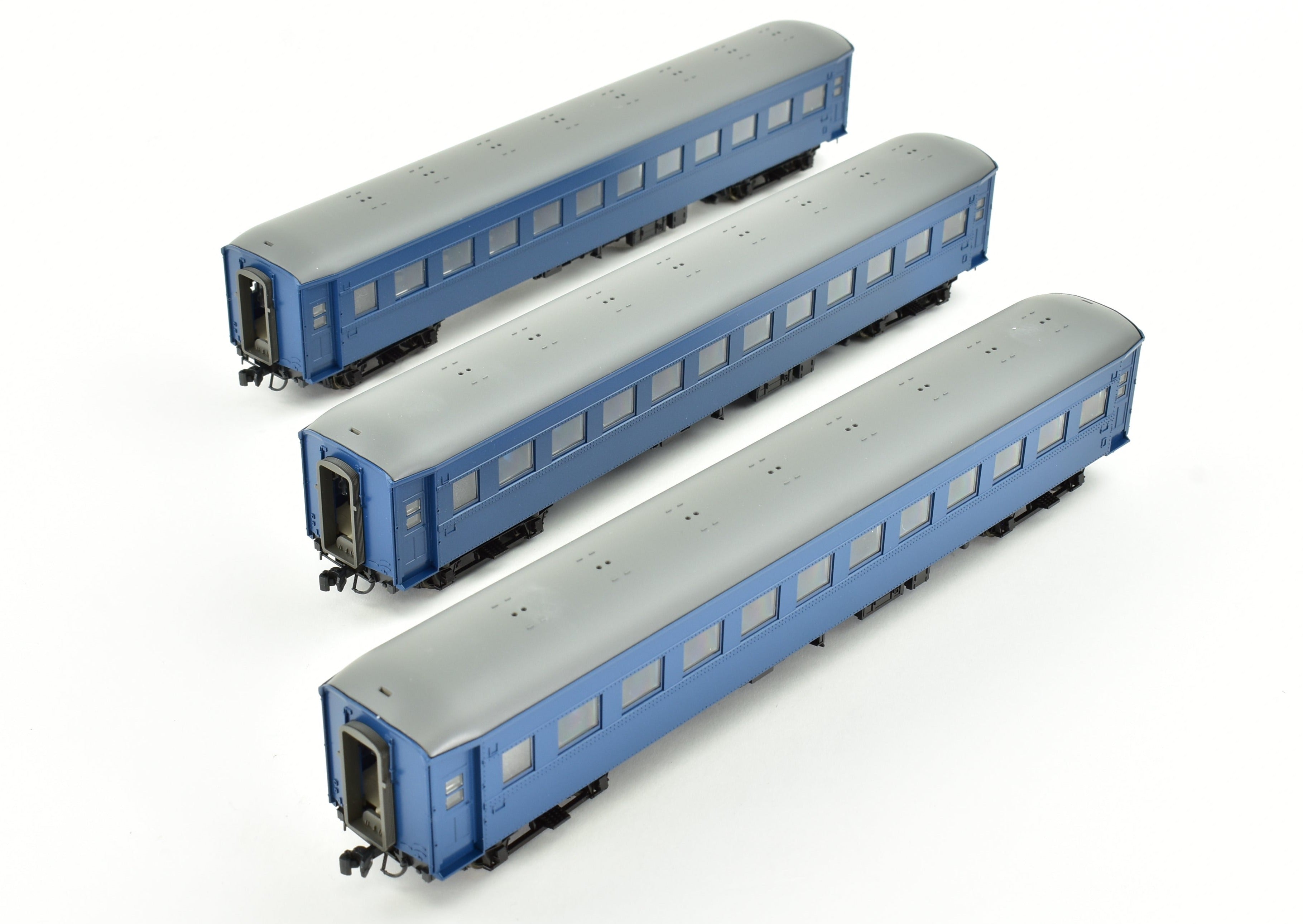 Kato J Scale Japanese National Railways OHA-35 Set of 3 Blue FP Passenger Cars