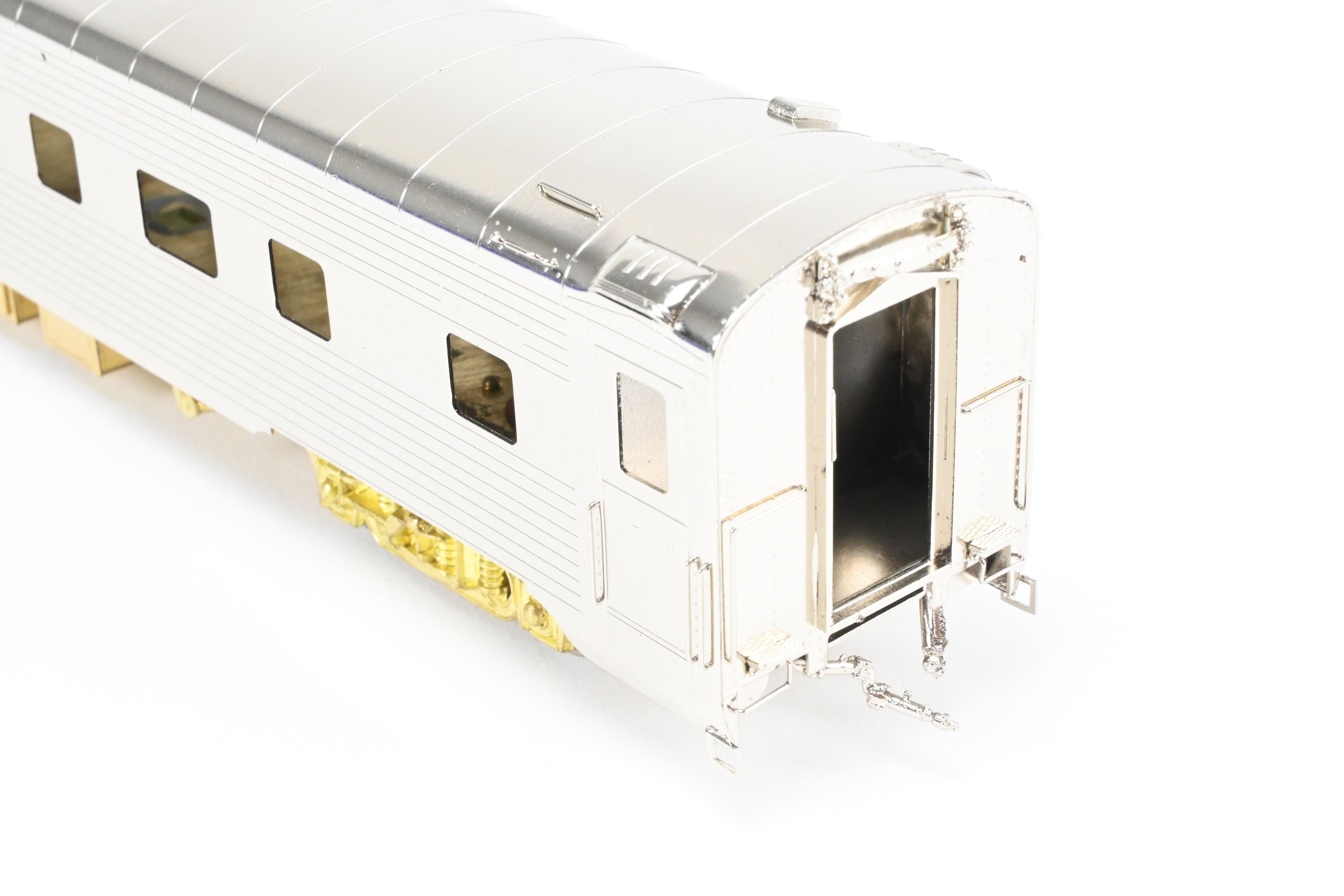 HO Scale Brass Cascade AT&SF - Santa Fe ACF Regal 4-4-2 Deskirted Sleeper Model