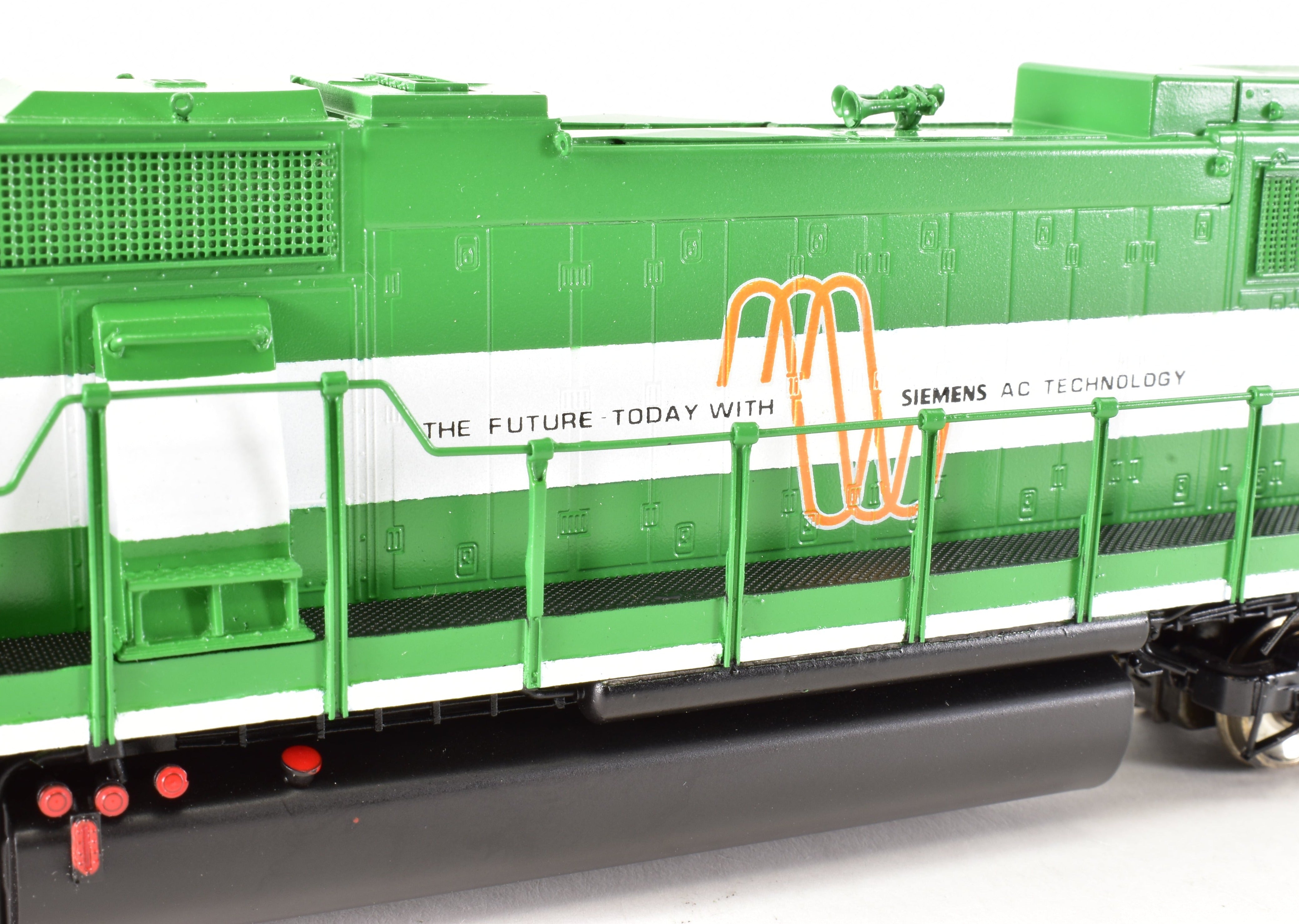 HO Scale Brass BN SD60MAC FP No. 9502 by Overland Models with HTCR Trucks