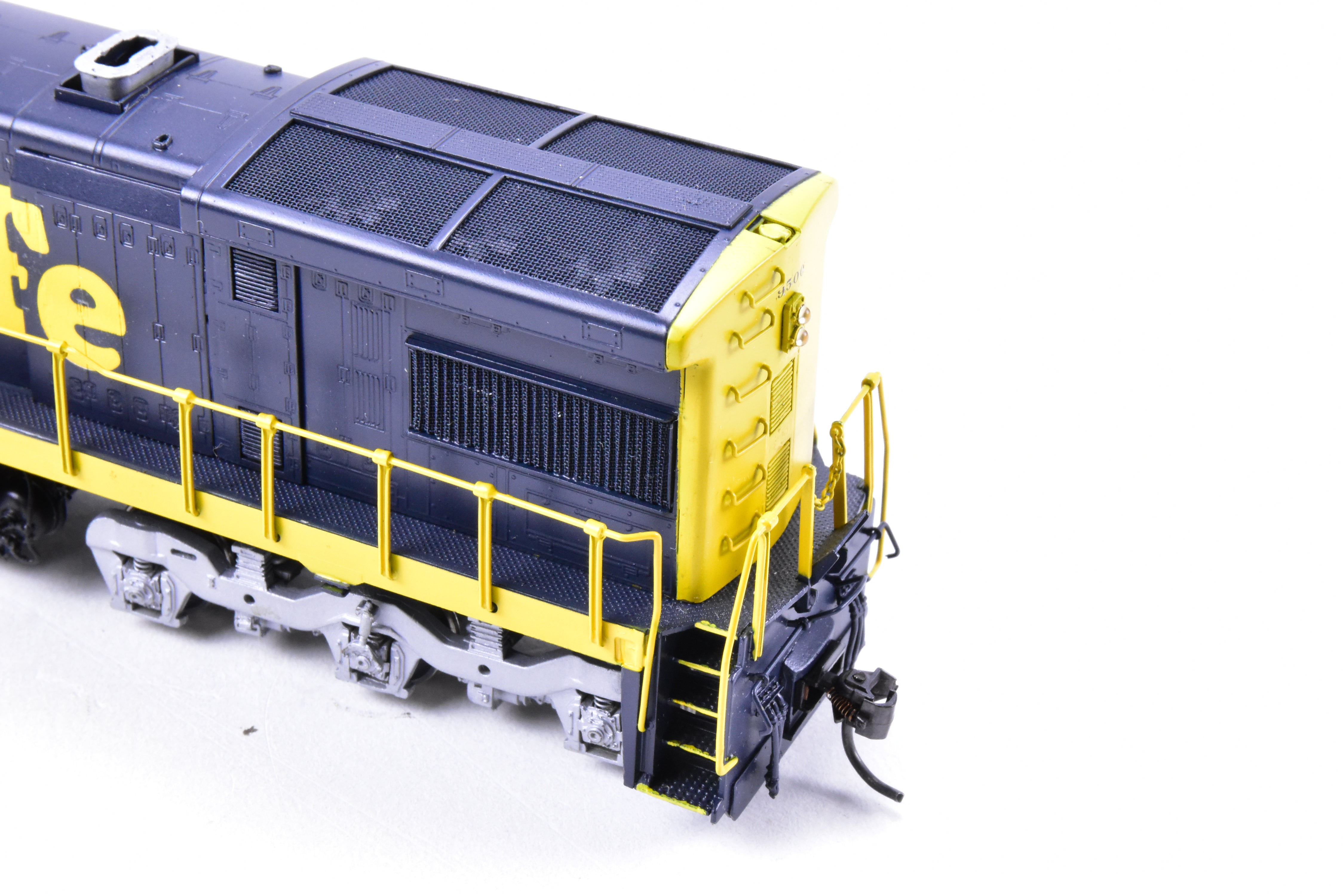 HO Scale Brass Model Train Engine - Overland Models, Inc. ATSF - Santa Fe GE U36C Rebuilt CP No. 9500 by Ajin Precision
