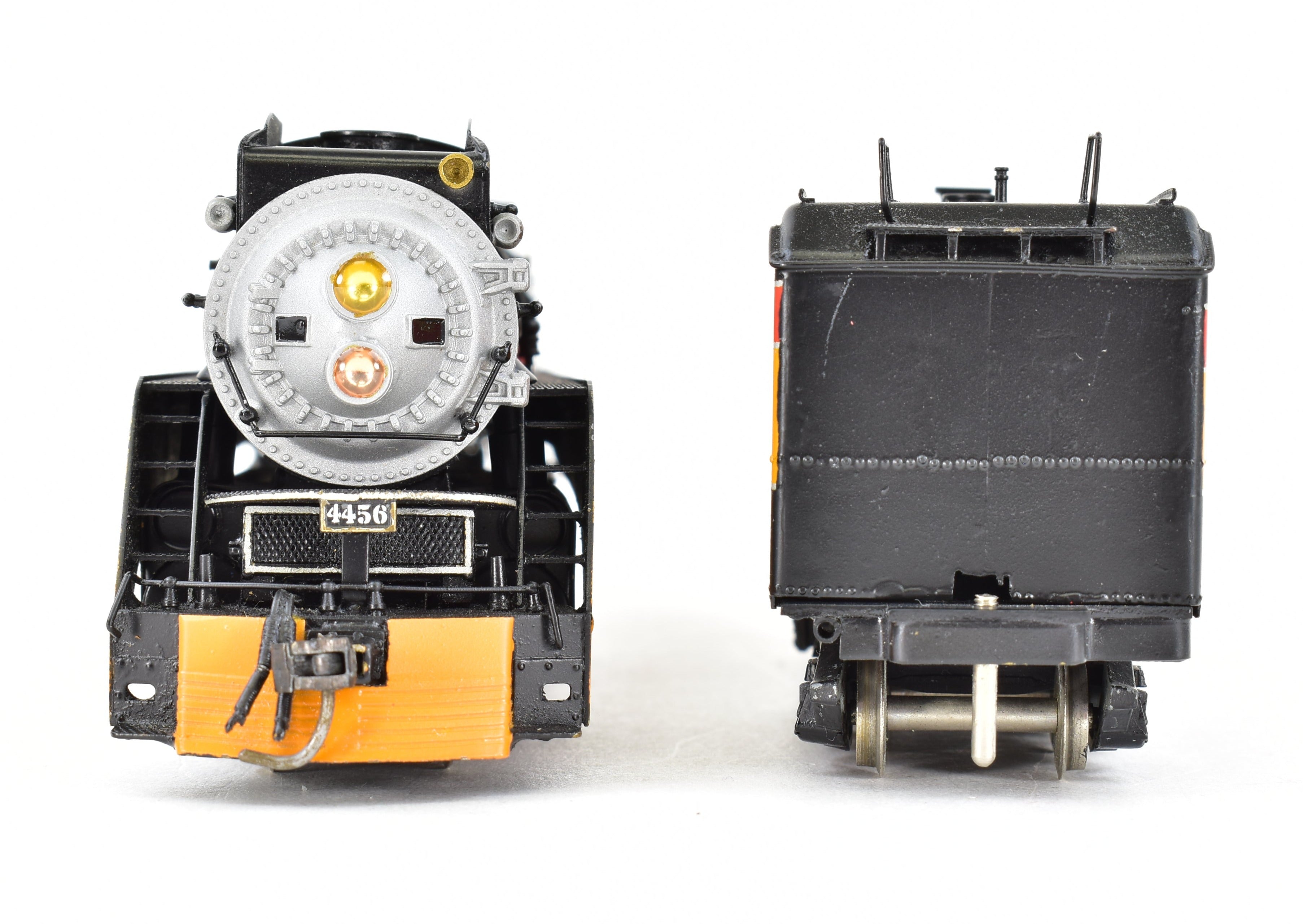 High - Quality HO Scale Brass Pacific Fast Mail (PFM) Model Train - United SP - Southern Pacific Class GS - 4 4 - 8 - 4 with Custom Painting