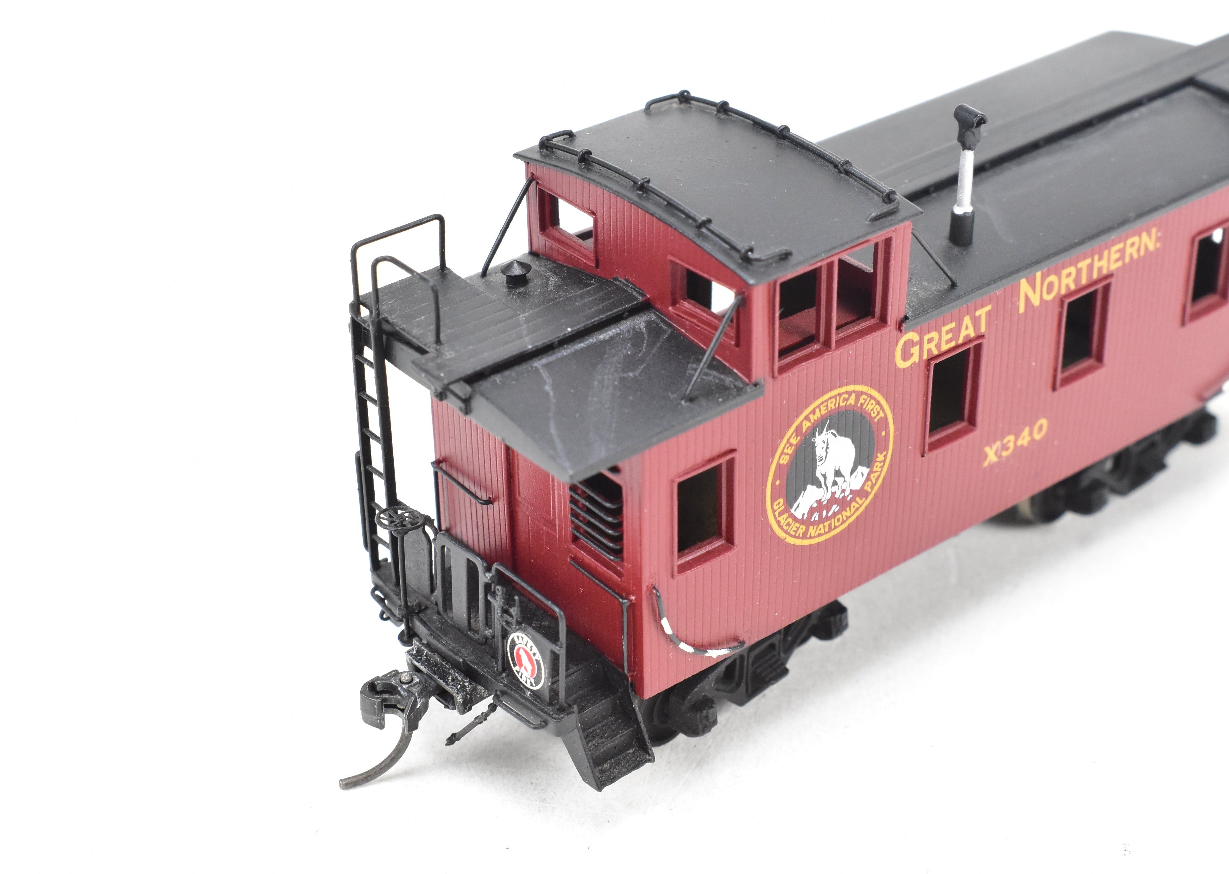 HO Scale Brass Model Train - Oriental Limited Great Northern Caboose X330 - 749, Custom - Painted Version C/P #X340