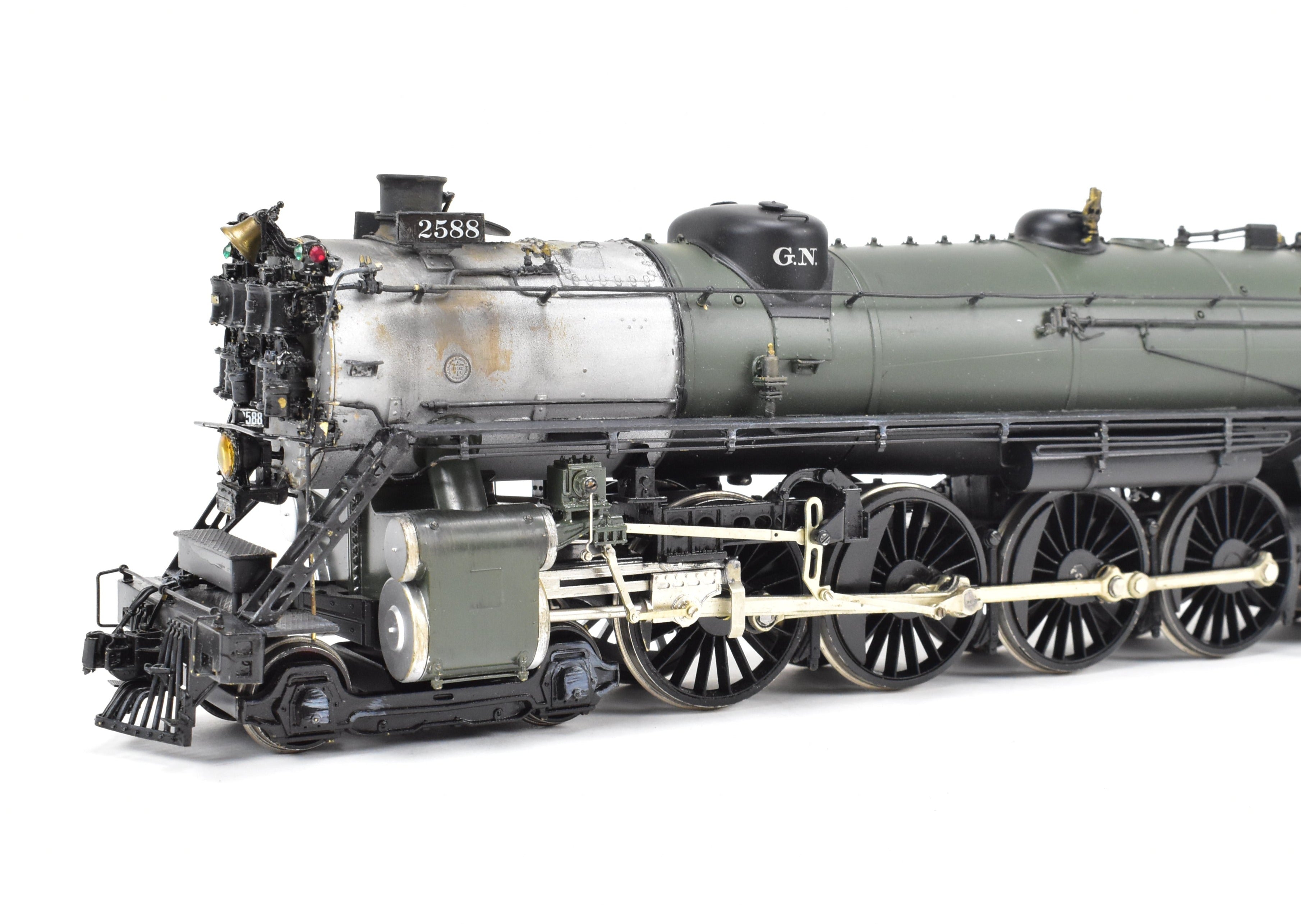 O Scale Brass Model Train - Sunset Models Great Northern S - 2 Class 4 - 8 - 4 Custom Painted Locomotive No. 2588