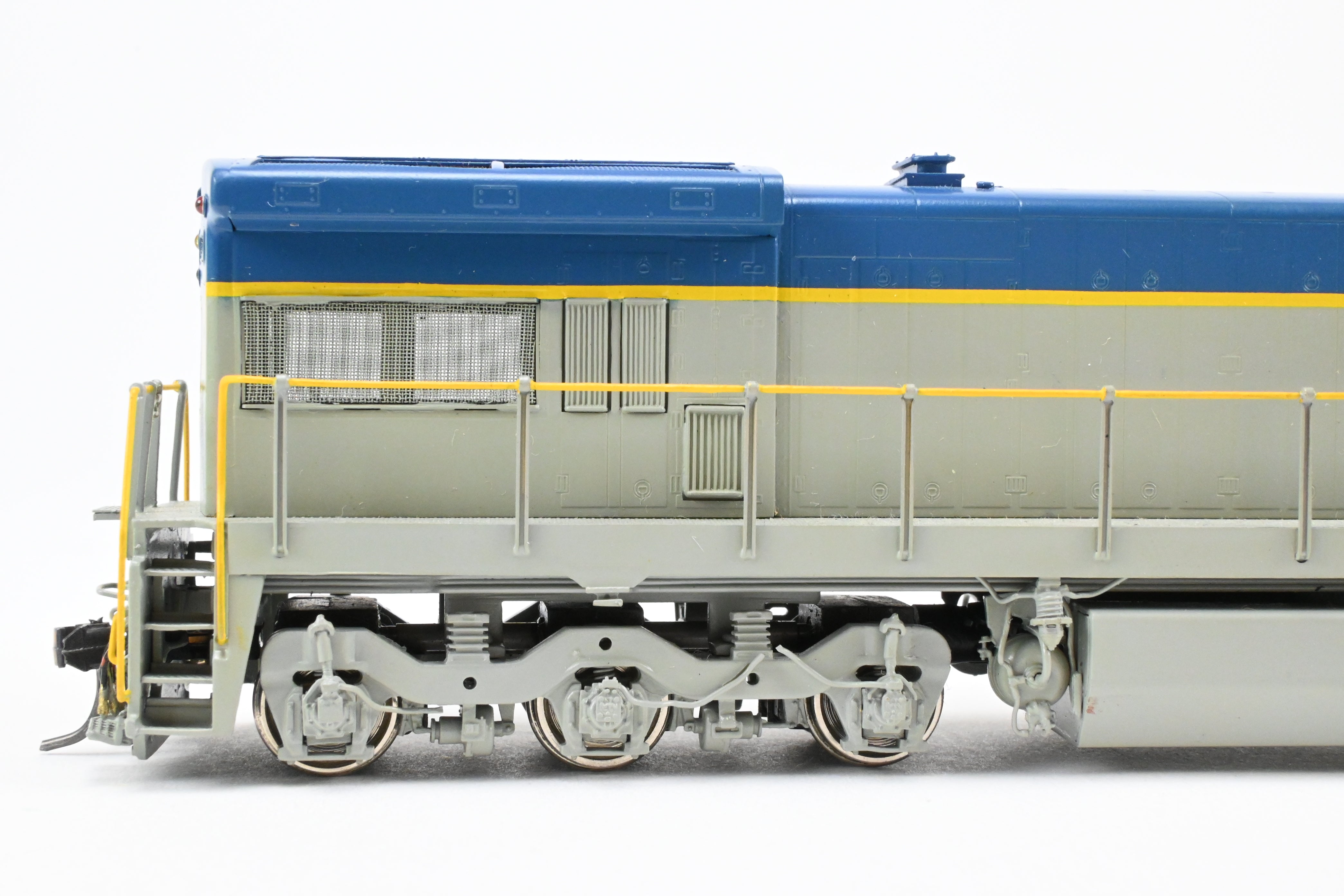 HO Scale Brass Locomotive Model - Overland Models Inc. Custom Painted Delaware & Hudson GE U33C No. 661