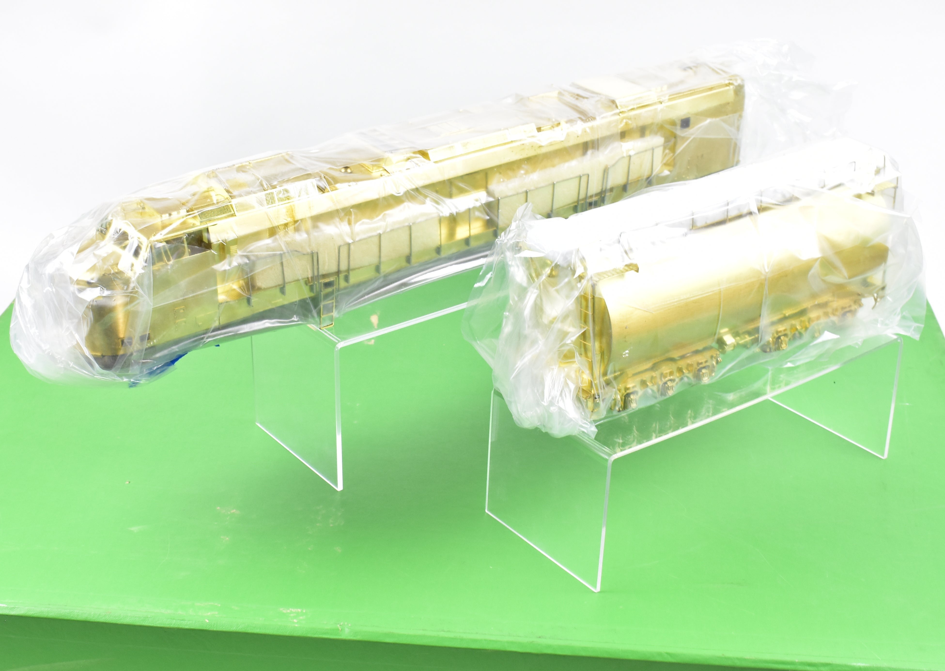 New O Scale Brass Union Pacific Veranda Turbine Round Tender Nos. 61 - 75 by Overland Models