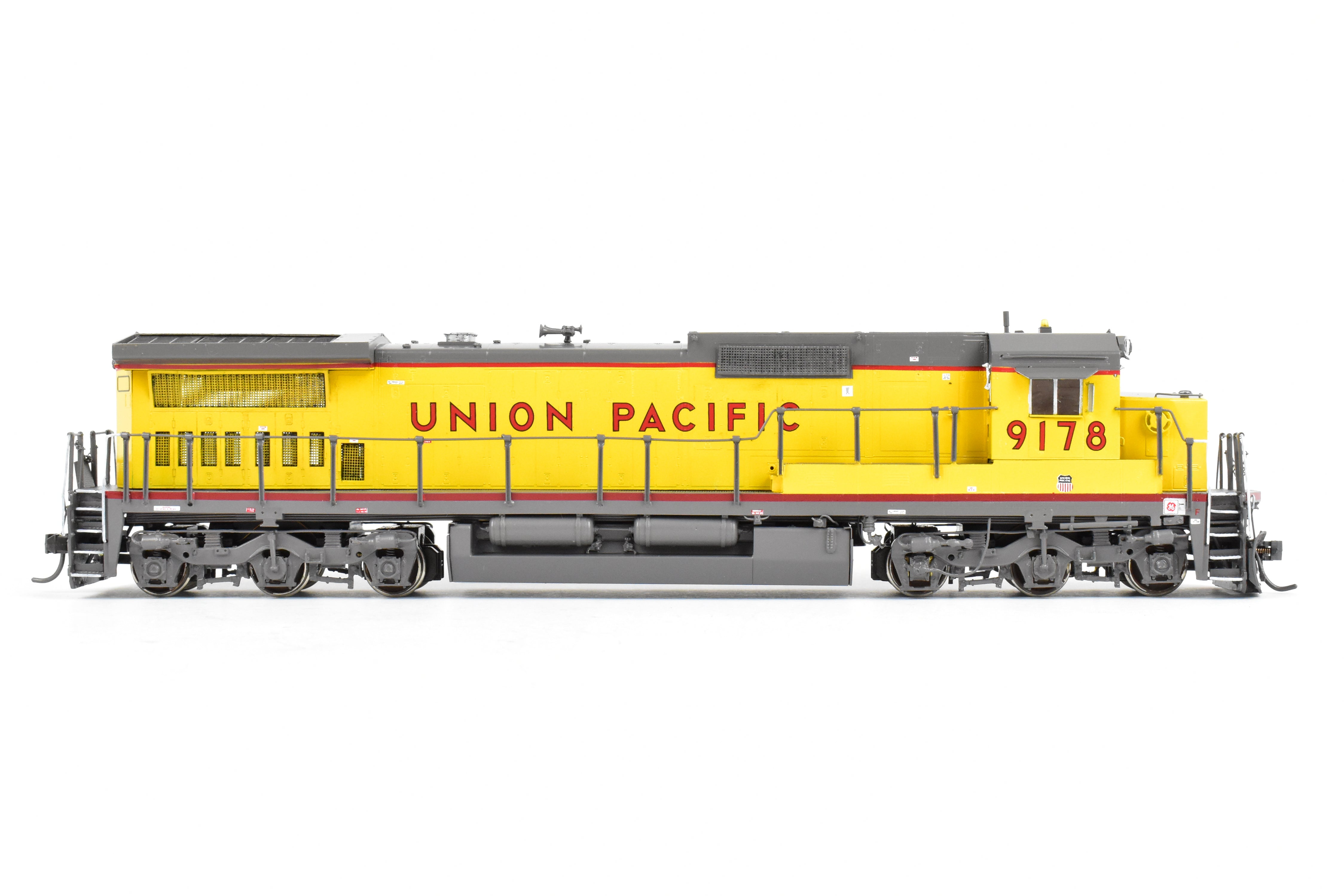 HO Brass OMI Union Pacific GE Dash 8-40C Custom Painted Locomotive No. 9178