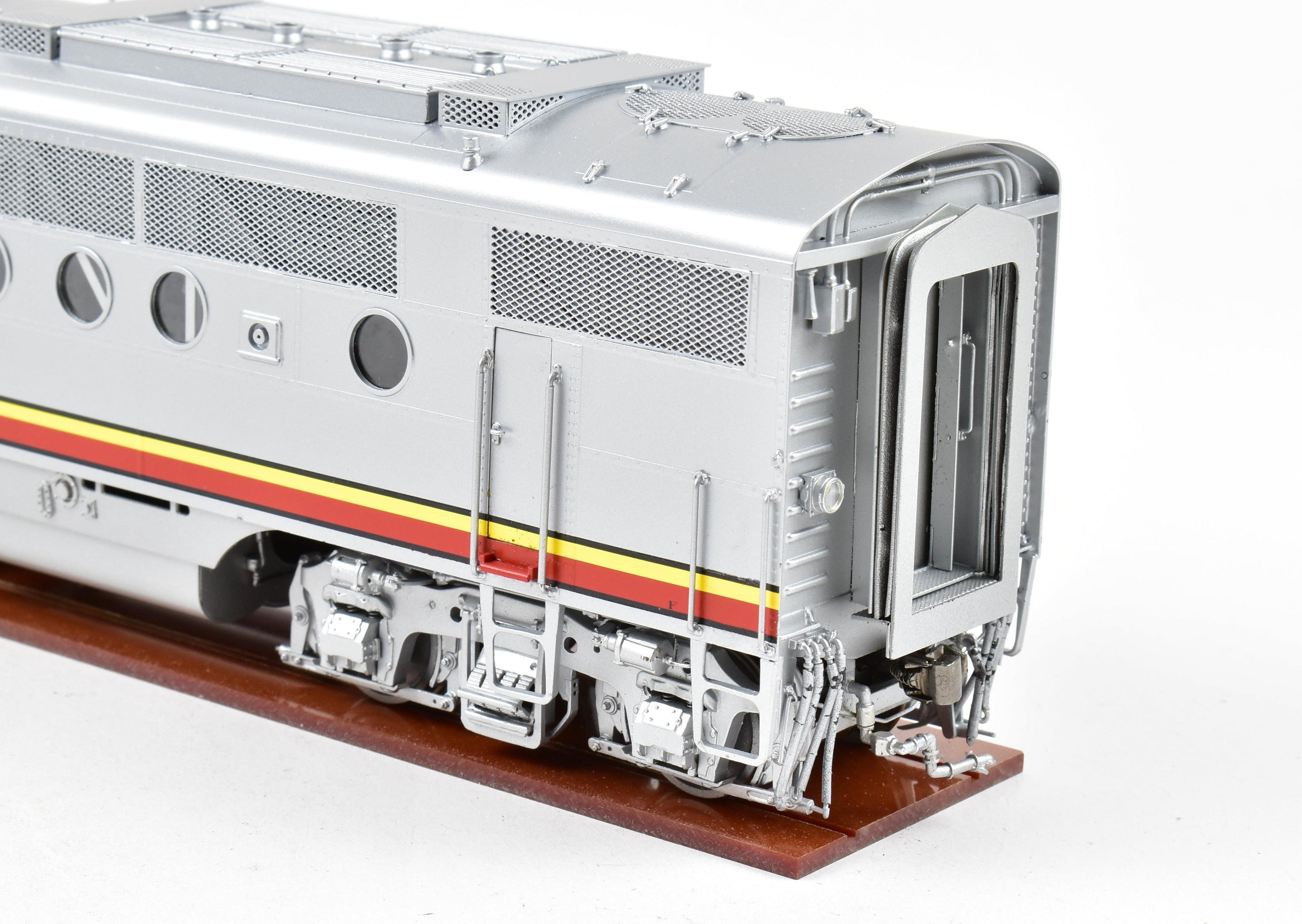 O Scale Imported Brass Key Model Imports AT&SF - Santa Fe EMD FT A-B Set with Factory-Painted Warbonnet for Model Trains