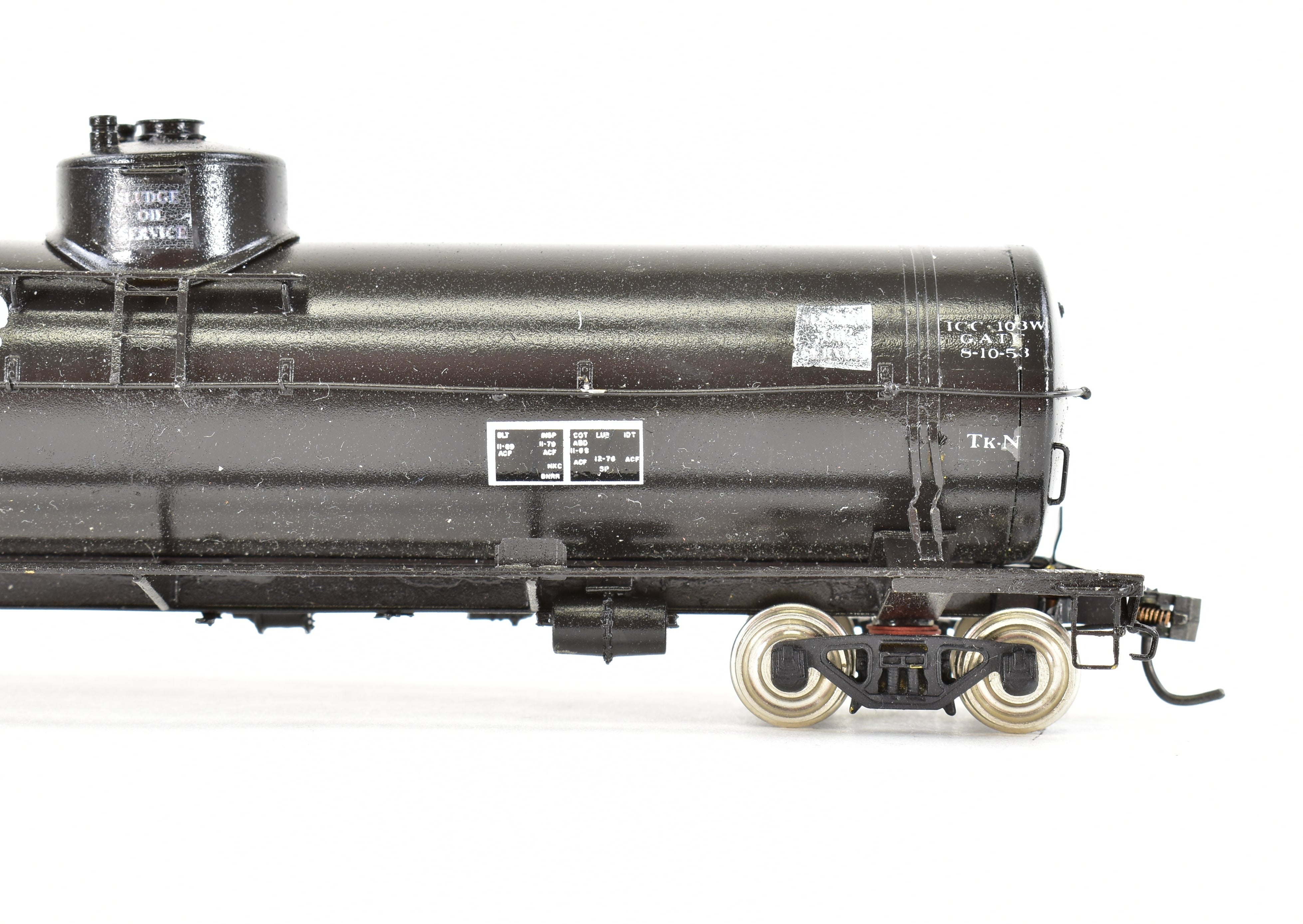 HO Scale Brass Precision Scale Co. 16,000 Gallon Tank Car Professionally Painted in ATSF - Santa Fe Style