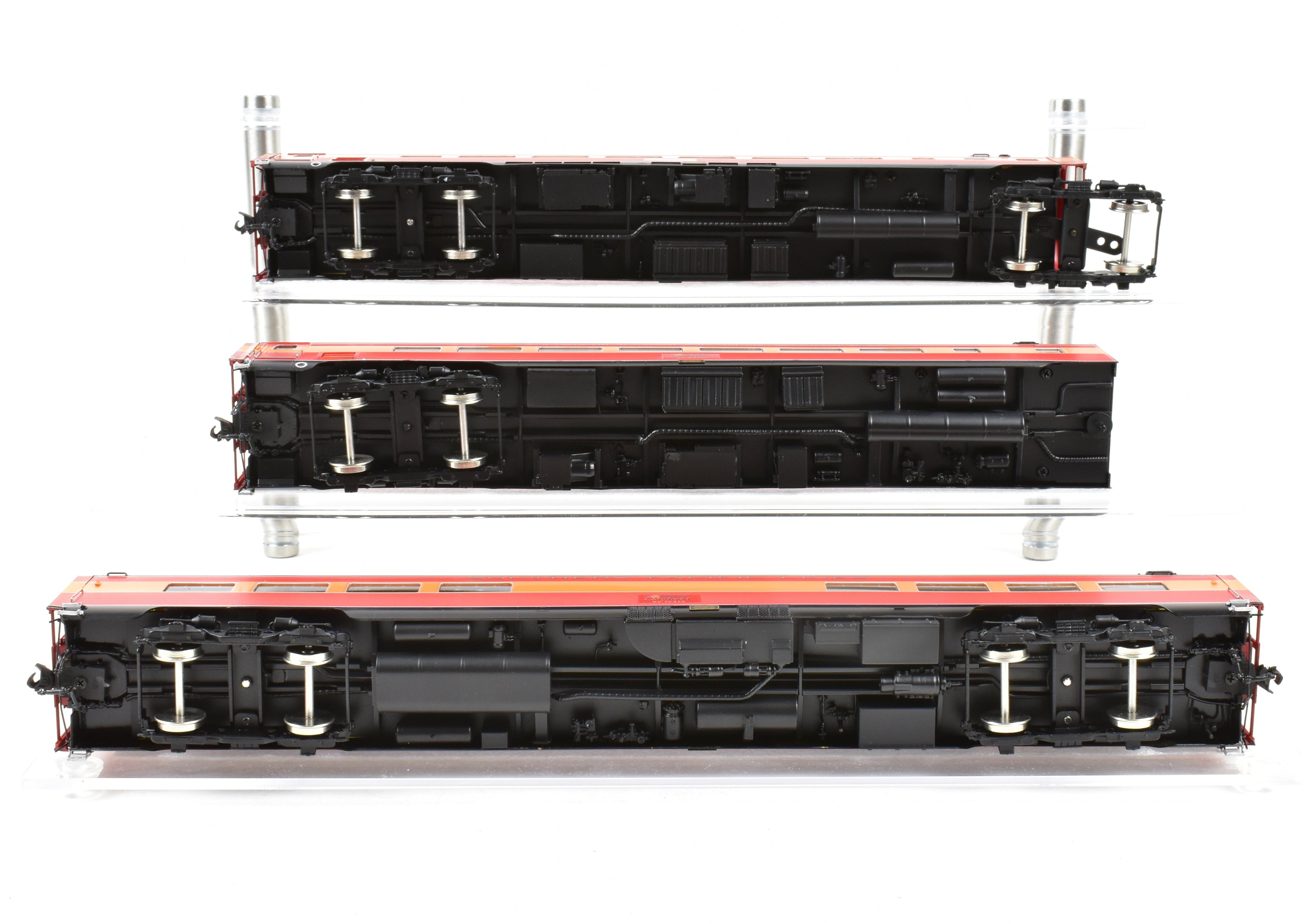 High - Quality HO Scale Brass Model Train CON CIL - Challenger Imports SP - Southern Pacific 1941 Morning Daylight 16 - Car Complete Full Train Set Along with 10 - Car Set and Two 3 - Car Add - On Sets FP
