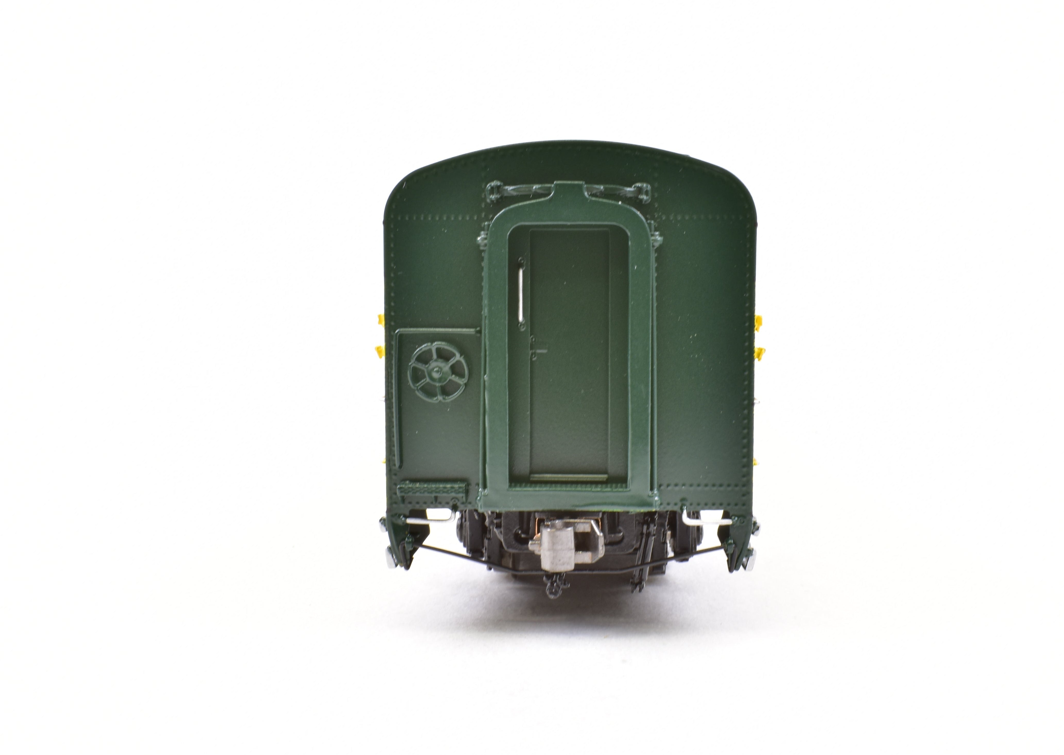HO Brass C&NW Chicago and North Western 400 60' Mail RPO Baggage Car #8200