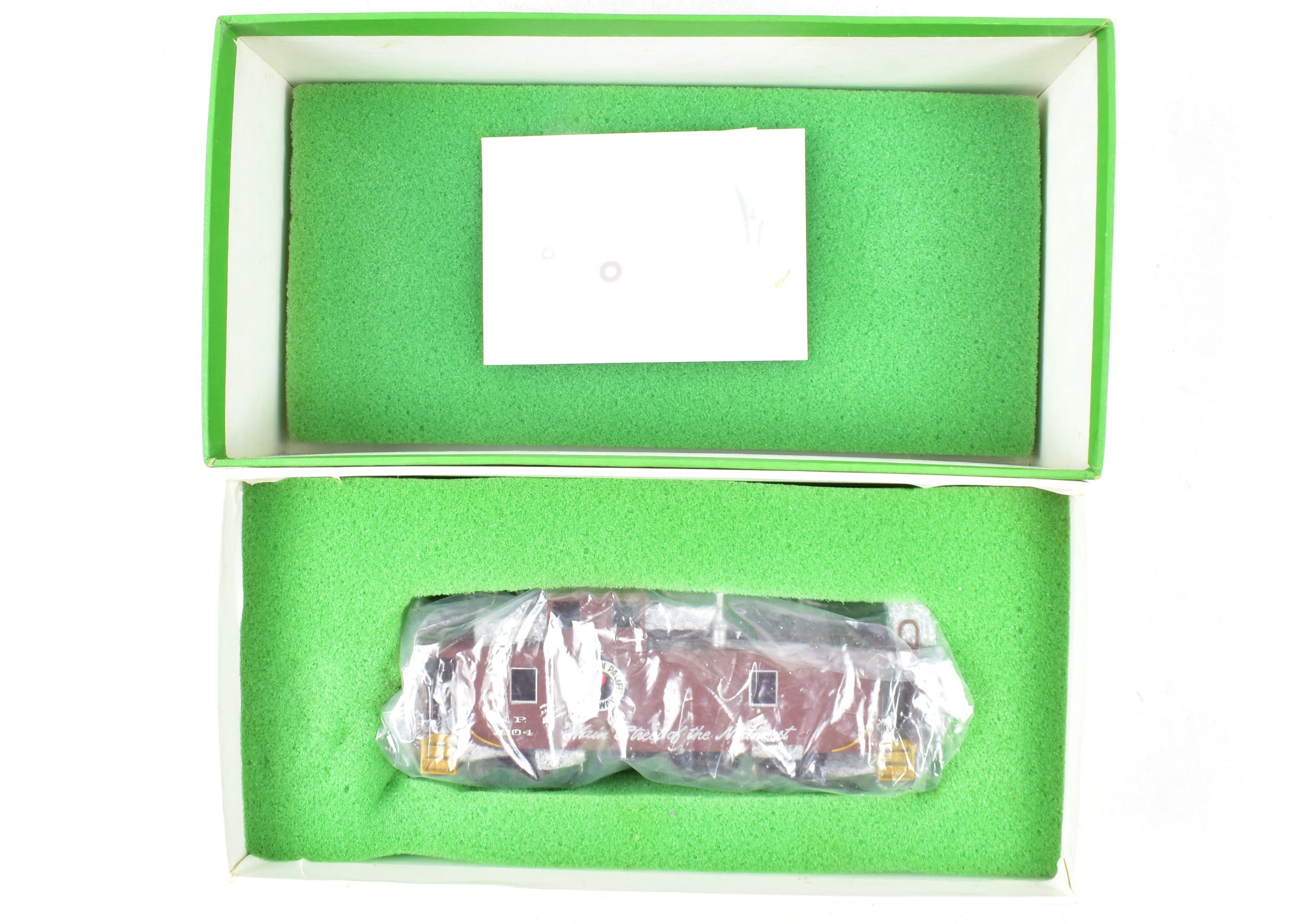 HO Scale Brass Model - Overland Models, Inc. (OMI) Northern Pacific Steel Caboose with Tall Cupola, CP No. 1004