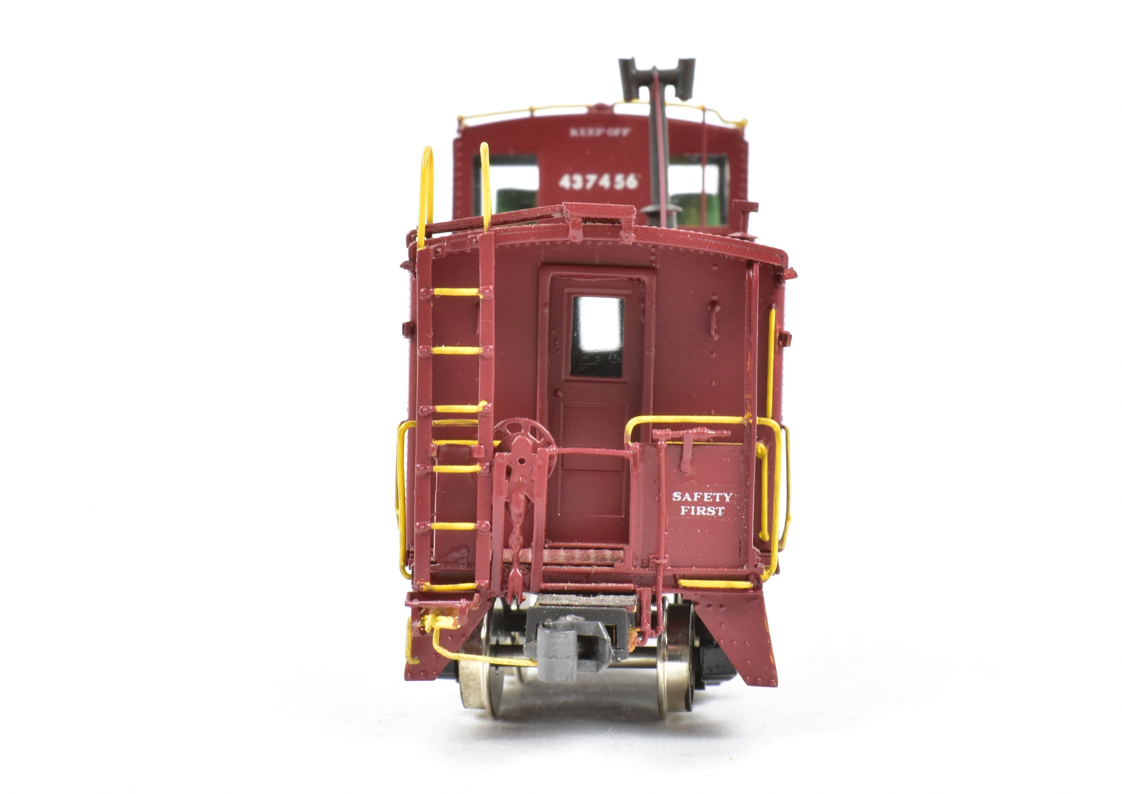HO Scale Brass OMI - Overland Models, Inc. Canadian Pacific Railway Steel Caboose with Centered Straight Cupola Professionally Painted #437456