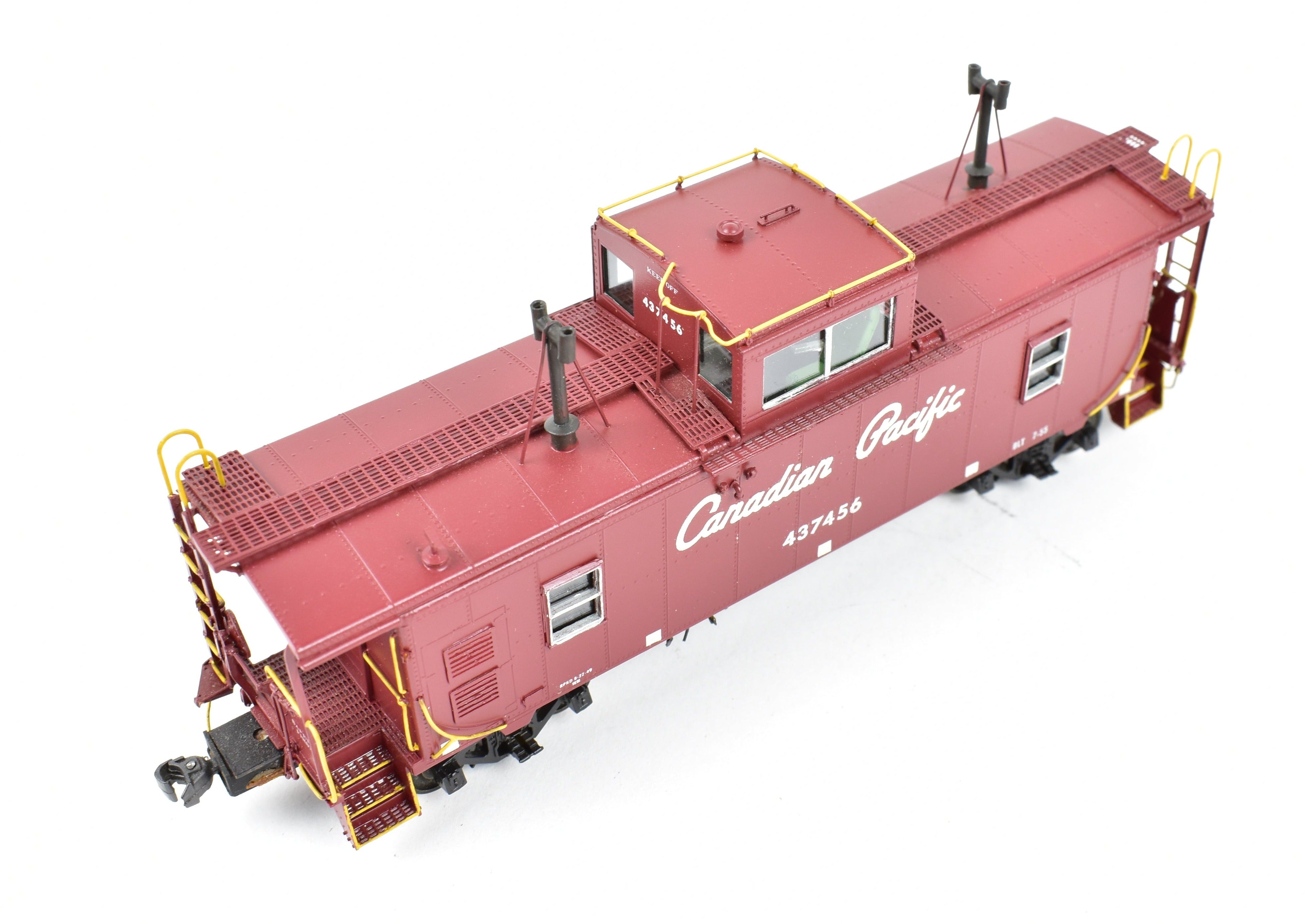 HO Scale Brass OMI - Overland Models, Inc. Canadian Pacific Railway Steel Caboose with Centered Straight Cupola Professionally Painted #437456