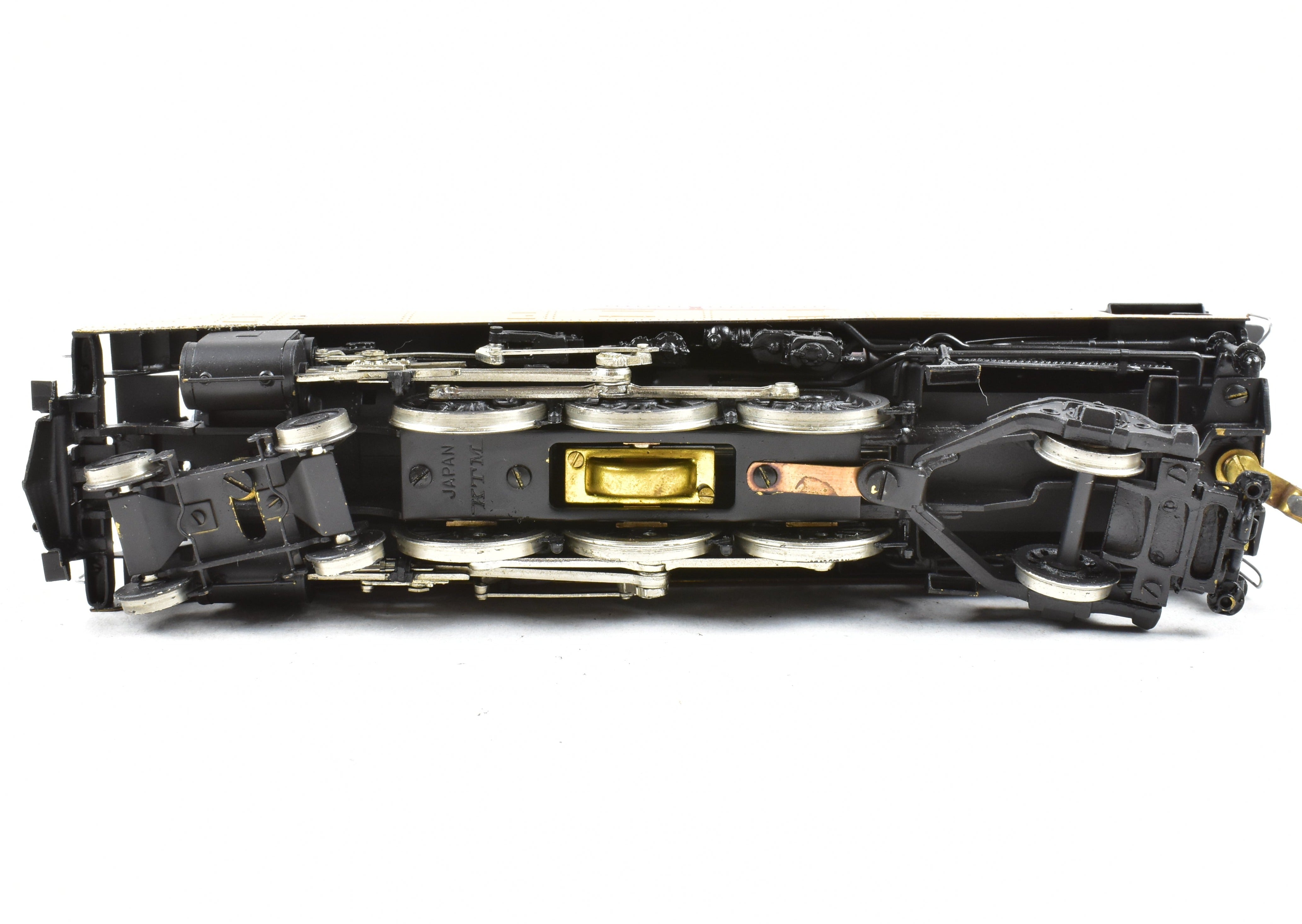 HO Scale Brass Model Train by Westside Model Co. - Southern Pacific Class P - 10 4 - 6 - 2 Streamlined Pro Painted Daylight No. 2484 with Can Motor Upgrade