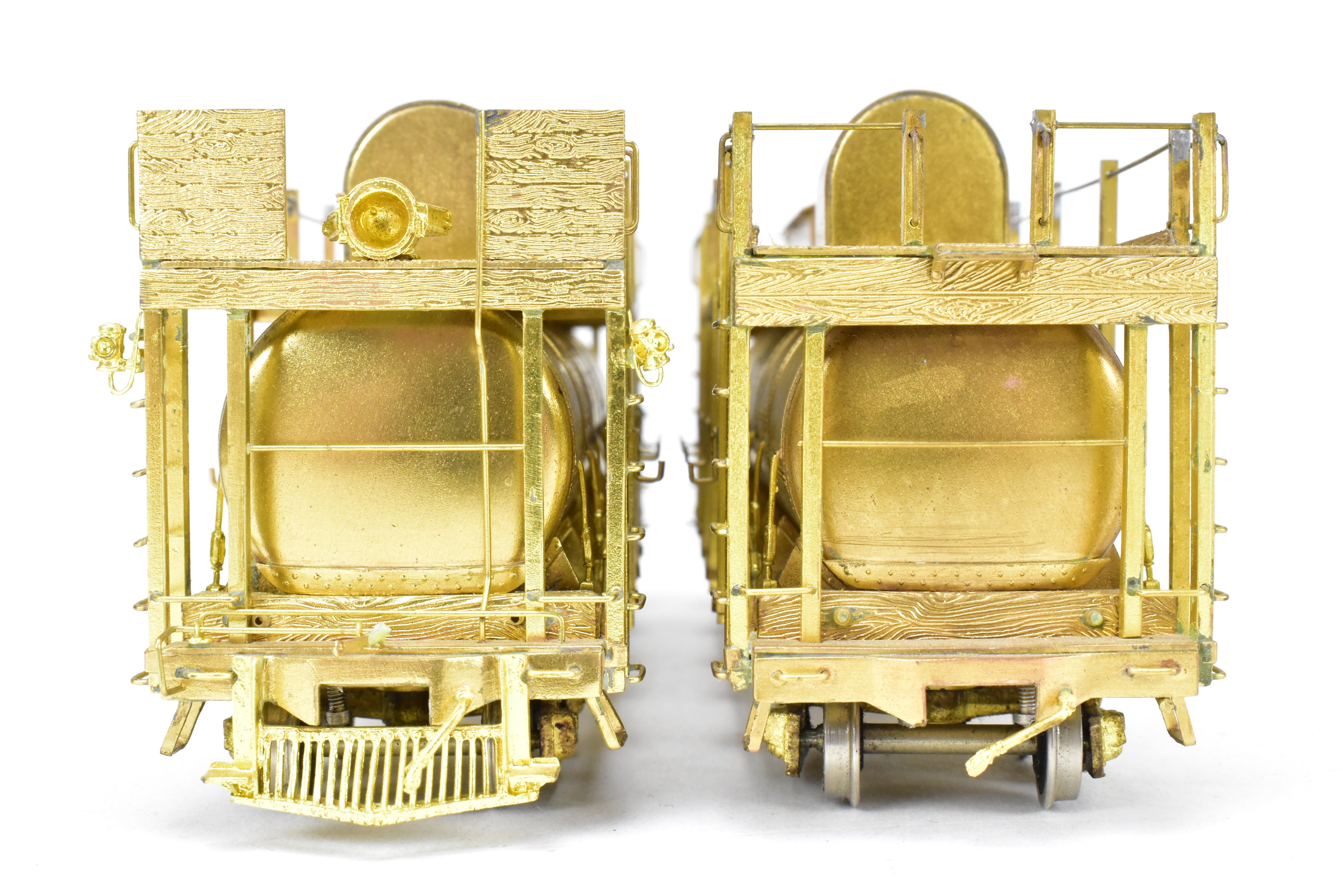 1977 HO Brass Southern Pacific Fire Train Set T-1 4-6-0 with Two Tank Cars, Missing 2 Ladders