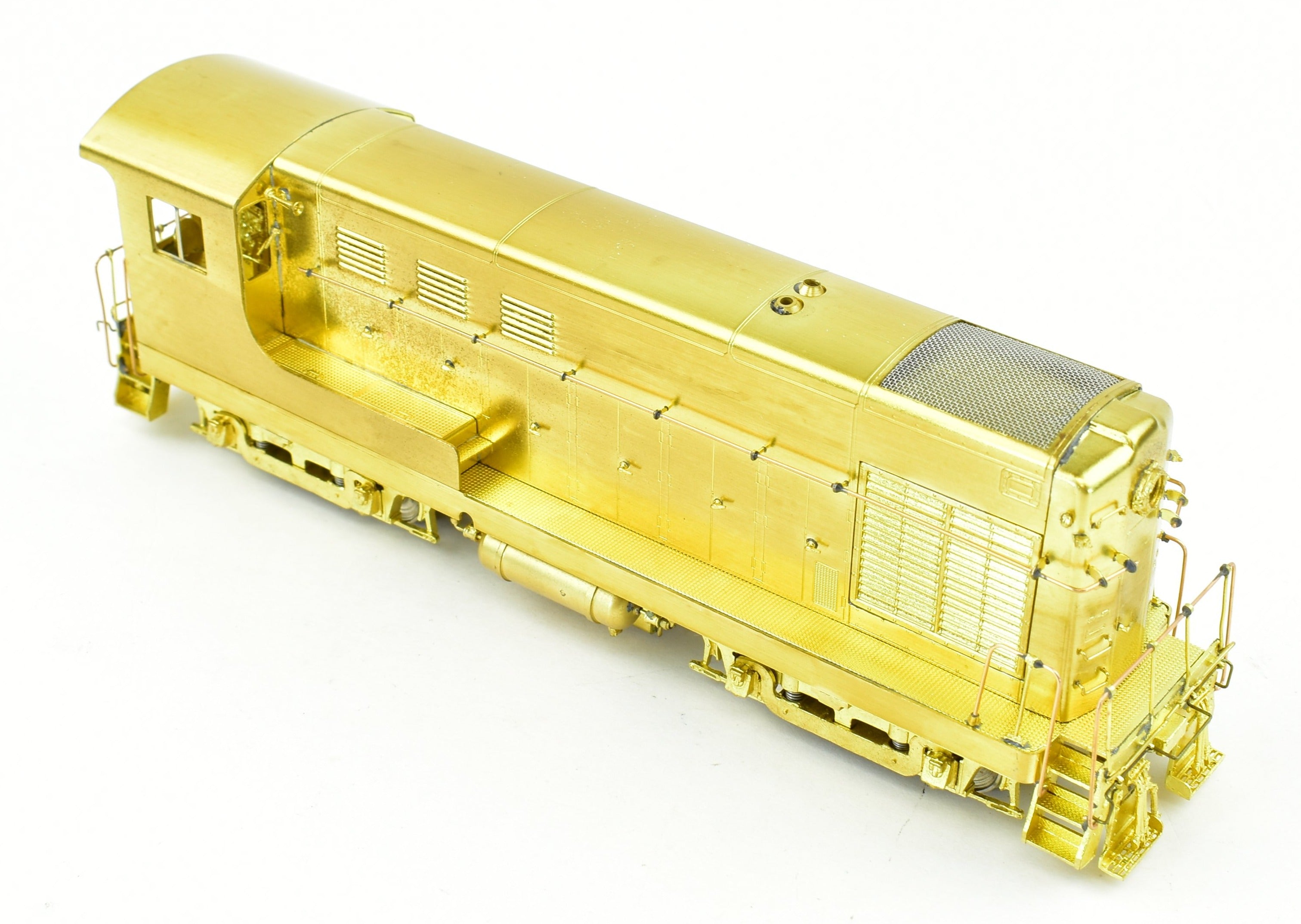 HO Scale Brass Model Train - Overland Models Inc. ATSF/NYC - Santa Fe/New York Central Fairbanks Morse FM H - 12 - 44 Locomotive with Cab Overhang