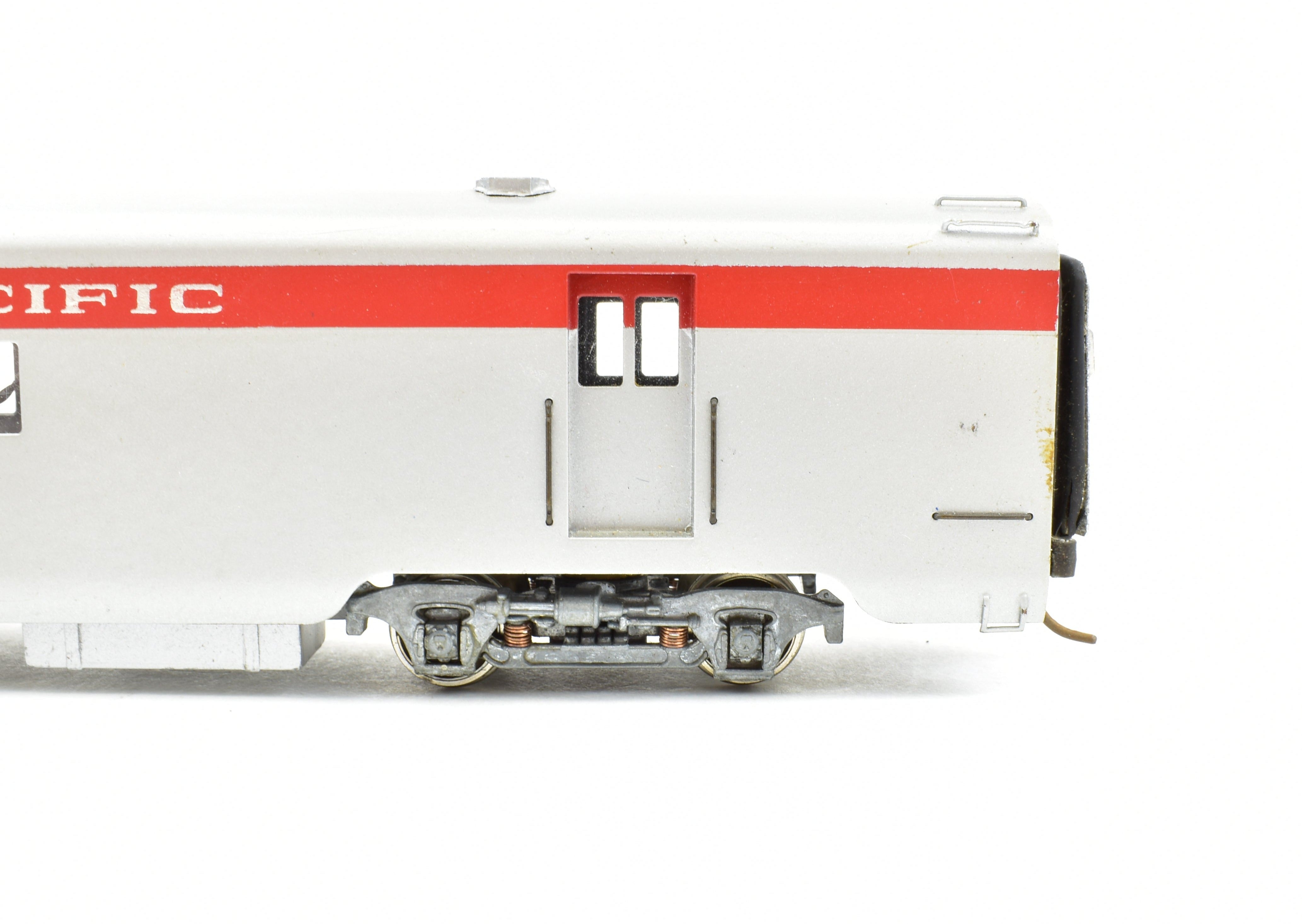 HO Scale Brass Balboa SP - Southern Pacific Postal Baggage RPO Model Train Car with Factory Painted Aluminum Finish