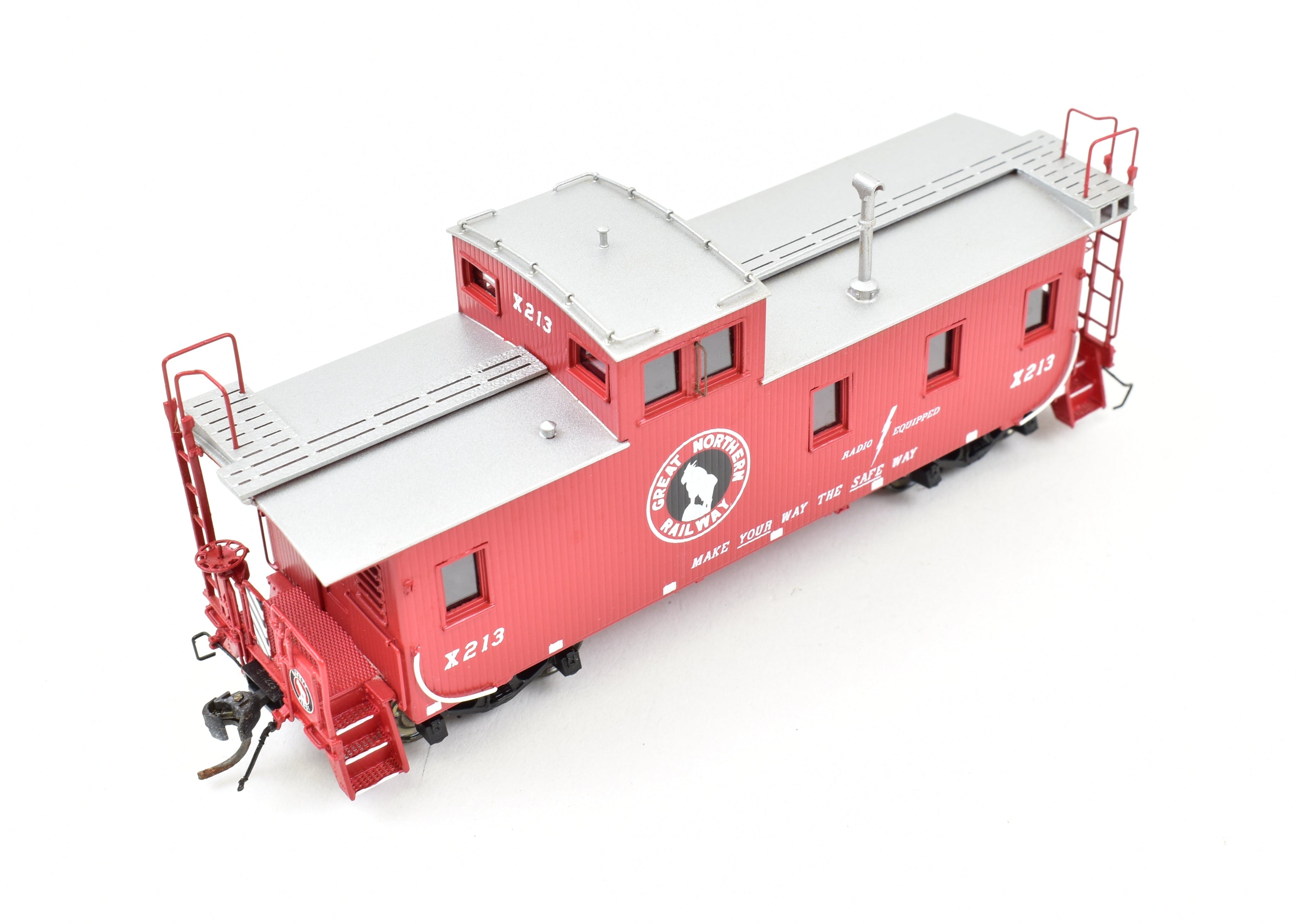 HO Brass OMI Overland Models' Great Northern 30' Factory - Painted Wood Caboose No. X - 213