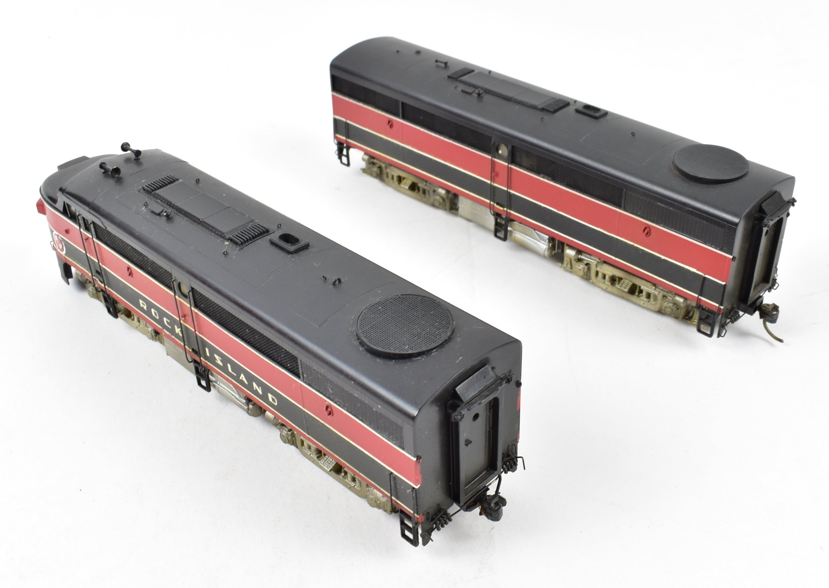 HO Scale Brass Model Train Key Imports CRI&P - Rock Island l ALCO FA-1/FB-1 Set Phase II CP and Weathered Version No. 145