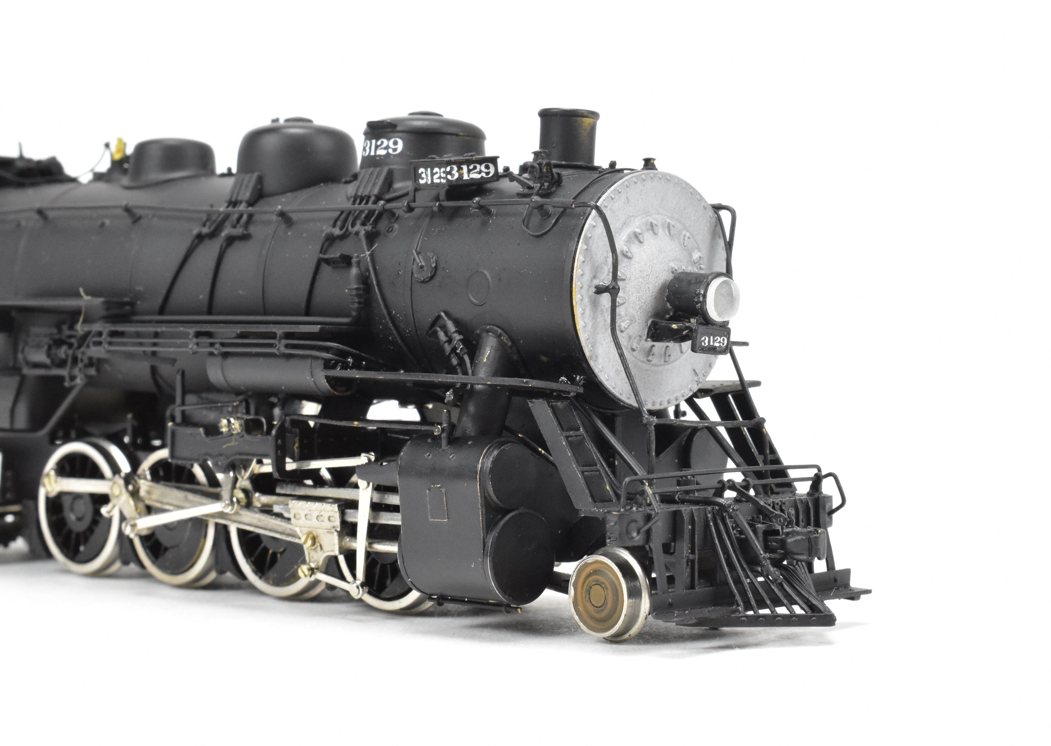 HO Scale Brass Model Train - Hallmark Models ATSF - Santa Fe 3129 Class 2-8-2 Consolidation Locomotive with Pre - installed Digitrax DCC System