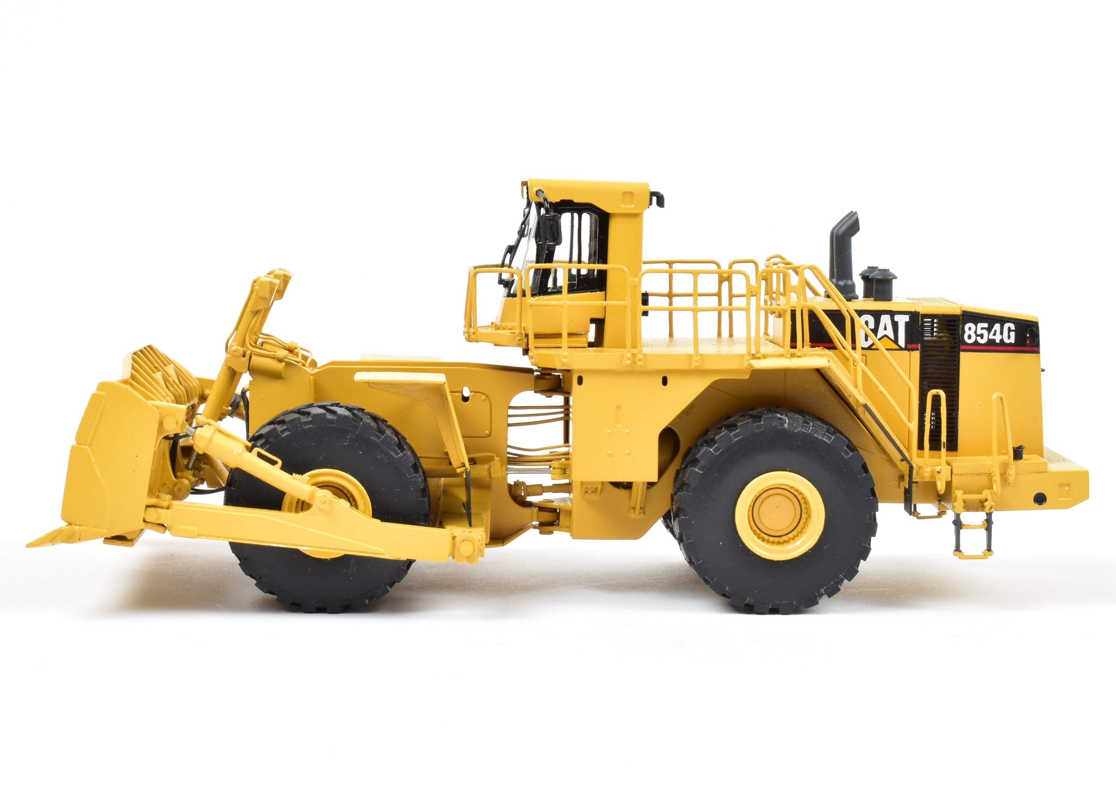 High - Quality HO Scale Brass Construction Model - Caterpillar 854G Wheel Dozer with Factory - Painted Finish, Imported from Korea