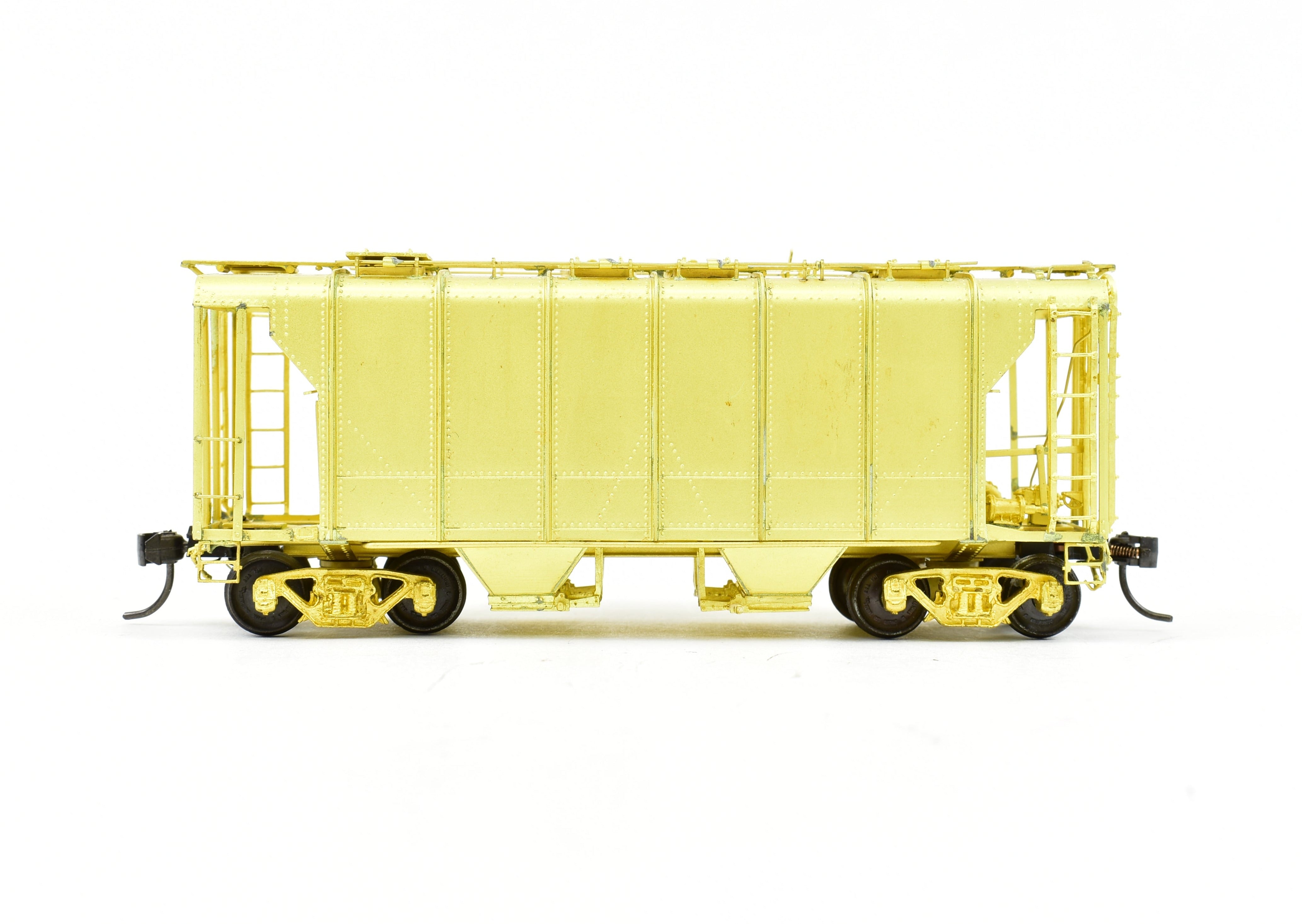 OMI Overland B&O N - 34 Covered Hopper Wagon with Working Hatches