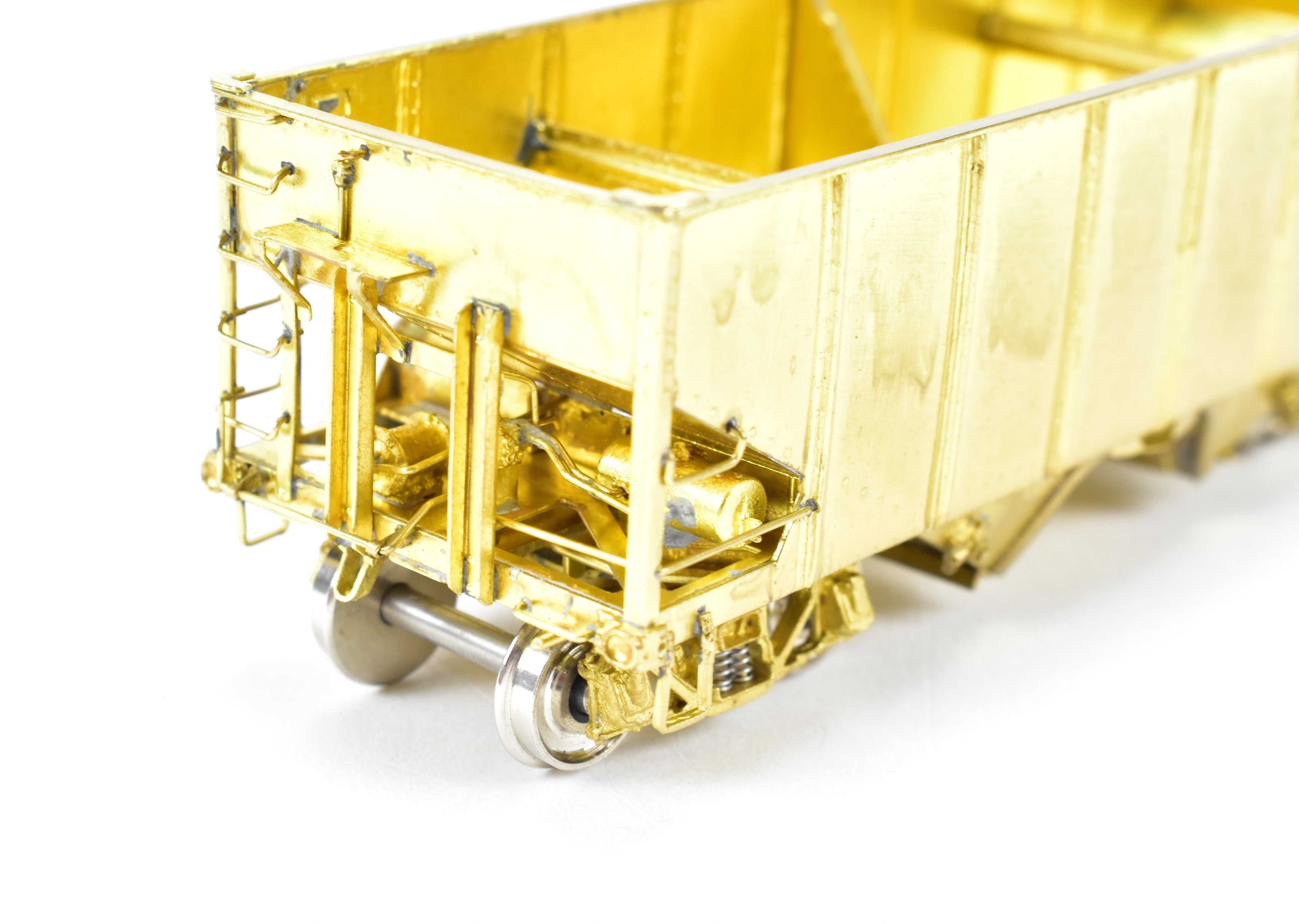 HO Brass OMI - Overland Models' Modified USRA 2-Bay Hopper Cars