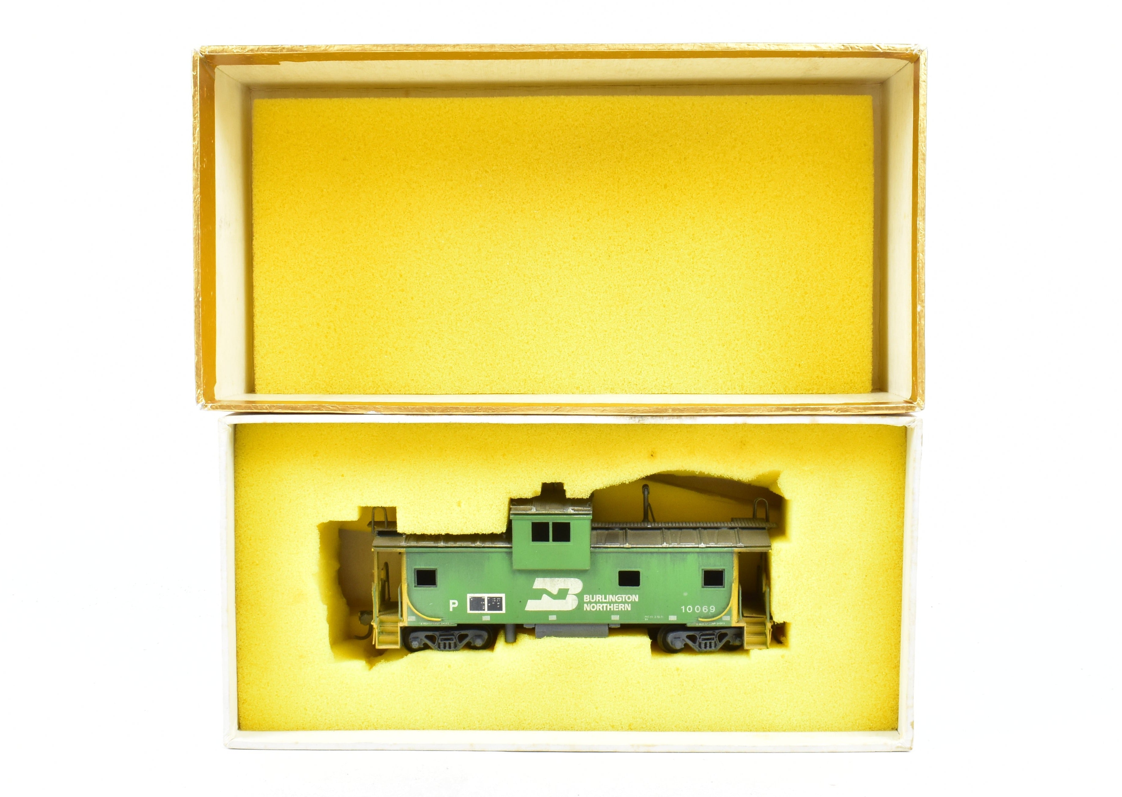 HO Scale Brass Oriental Limited Burlington Northern X Caboose X96 - 155 Class Model with Custom Painting and Weathering Effect