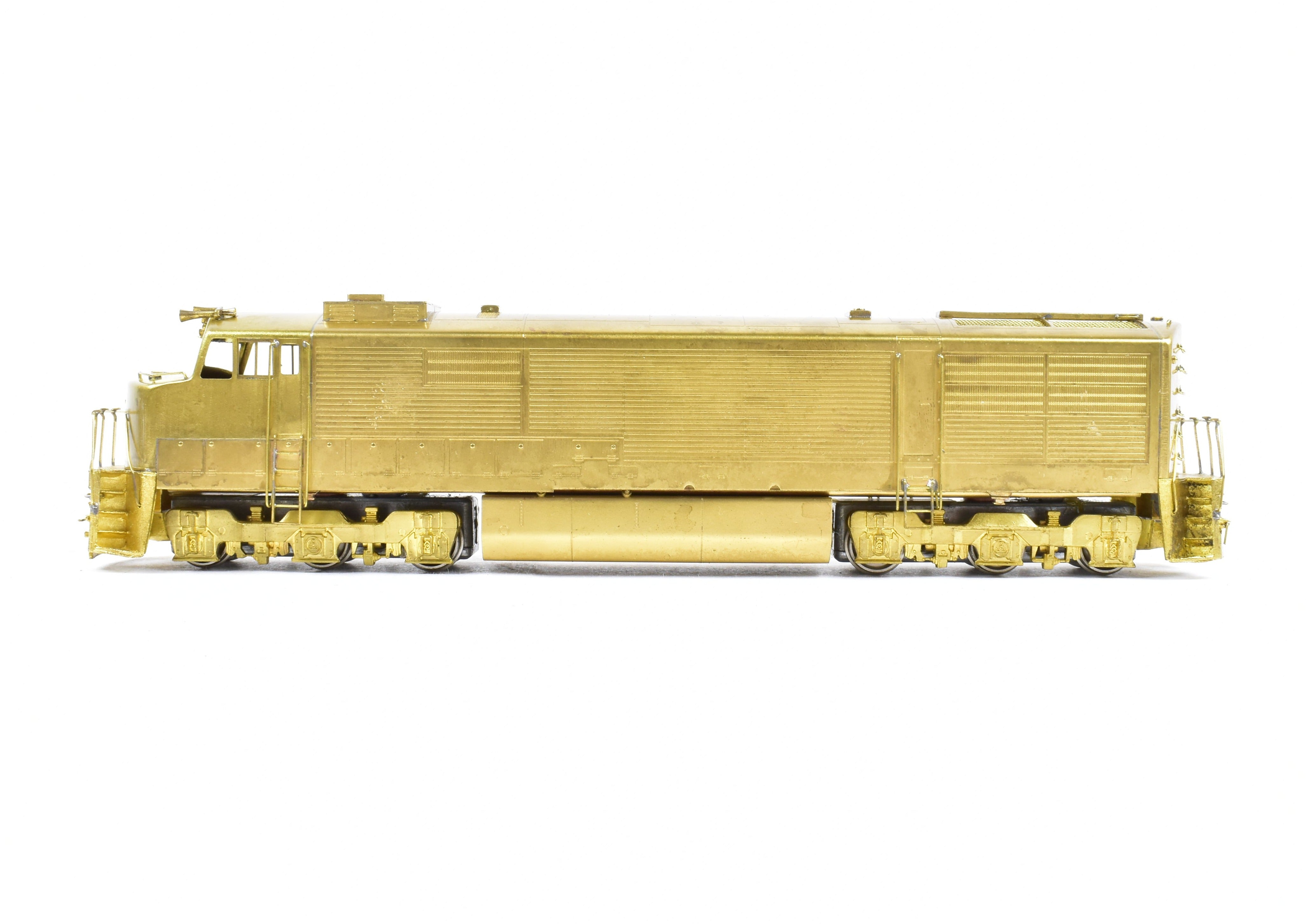 HO Scale Brass Hallmark Models ATSF - Santa Fe GE U30CG Cowl-Style Passenger Diesel Locomotive Model with New NWSL Gears
