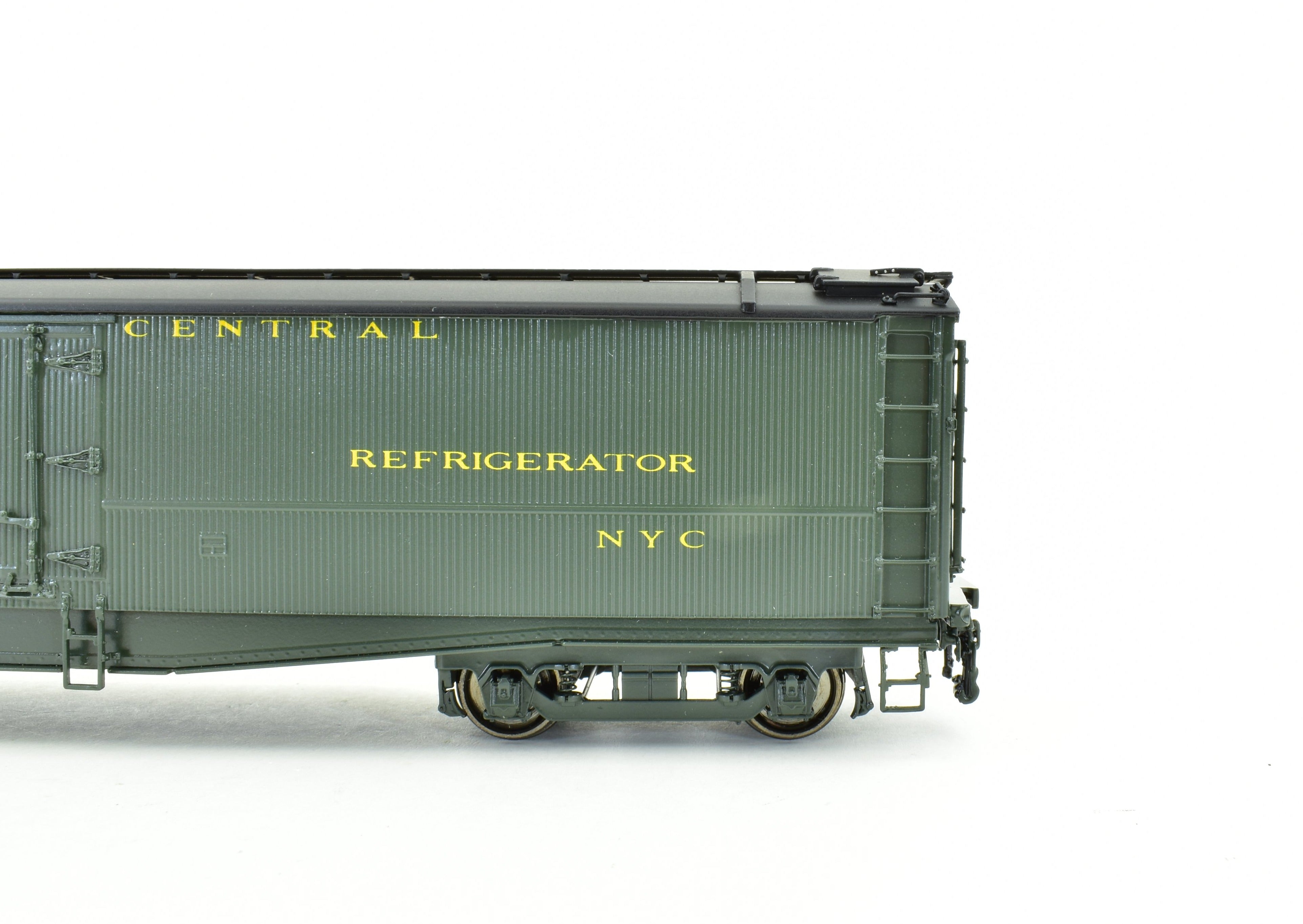 HO Scale Brass Railworks New York Central Wood Reefer Express Refrigerated Freight Car Model for Model Railroading