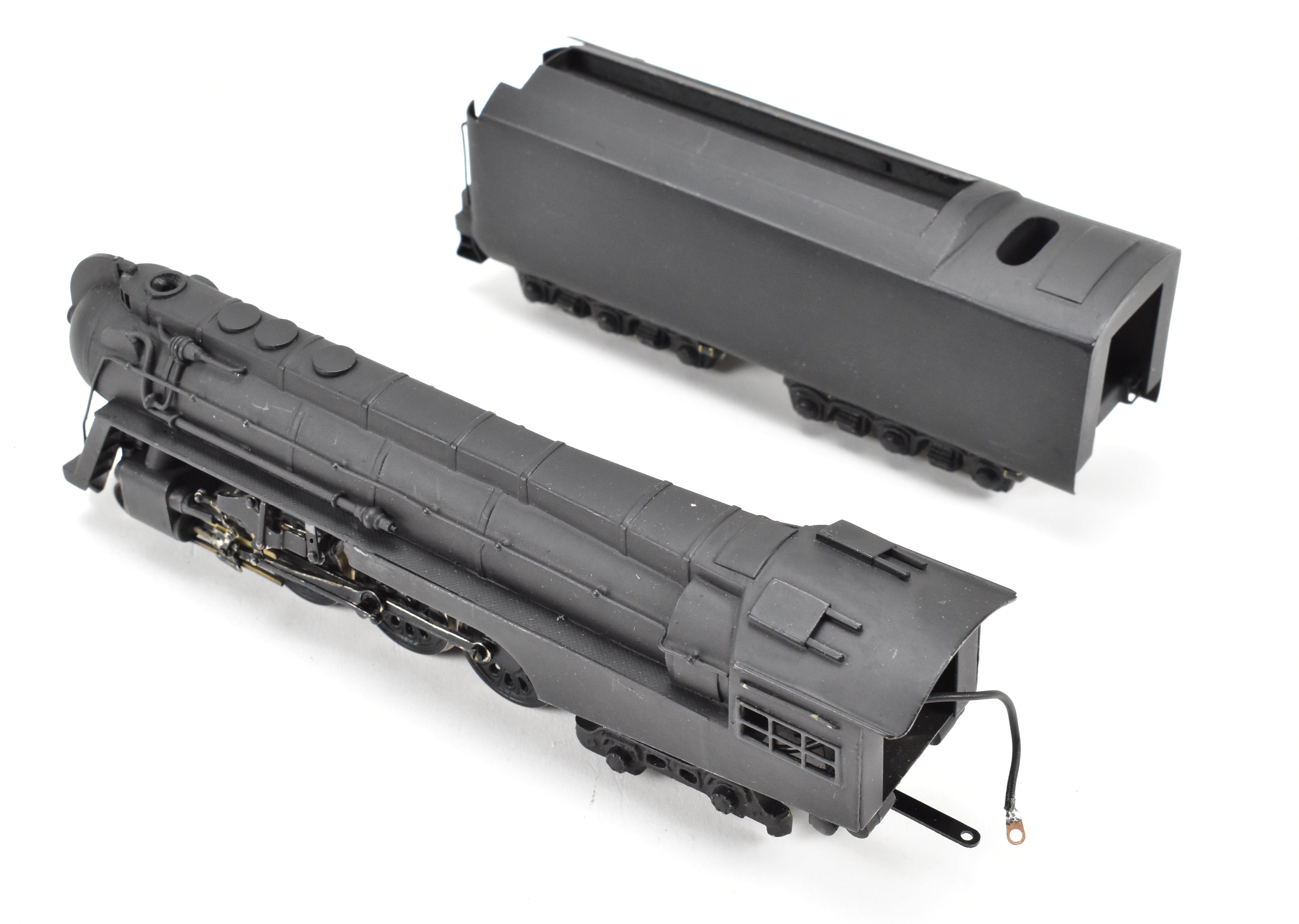 HO Brass International Model - New York Central J3a Hudson Streamlined Black Unlettered Model