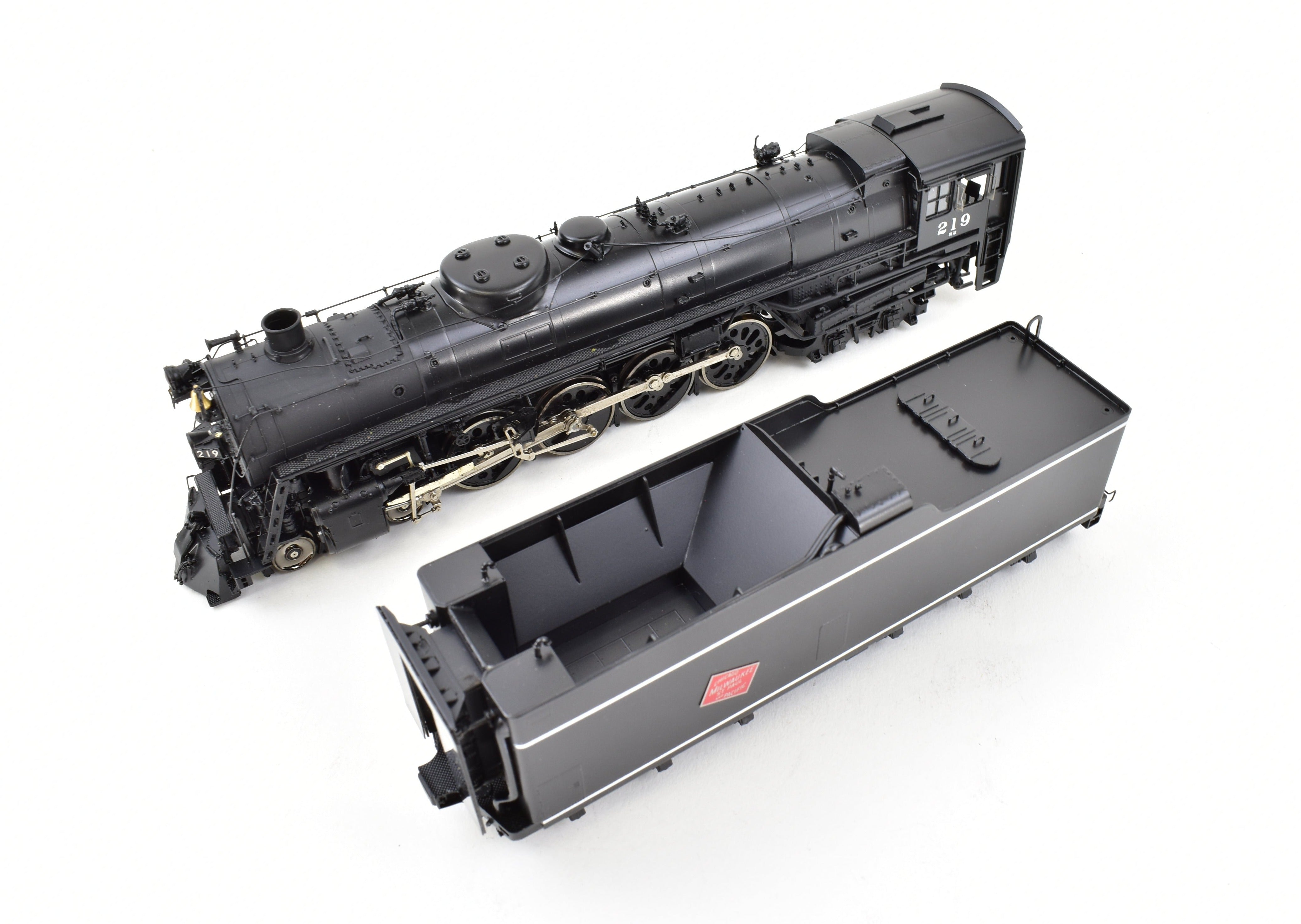 HO Scale Brass Model Train - Overland Models, Inc. MILW - Milwaukee Road S2a 4-8-4 - FP No. 219, High - Quality Collectible Model