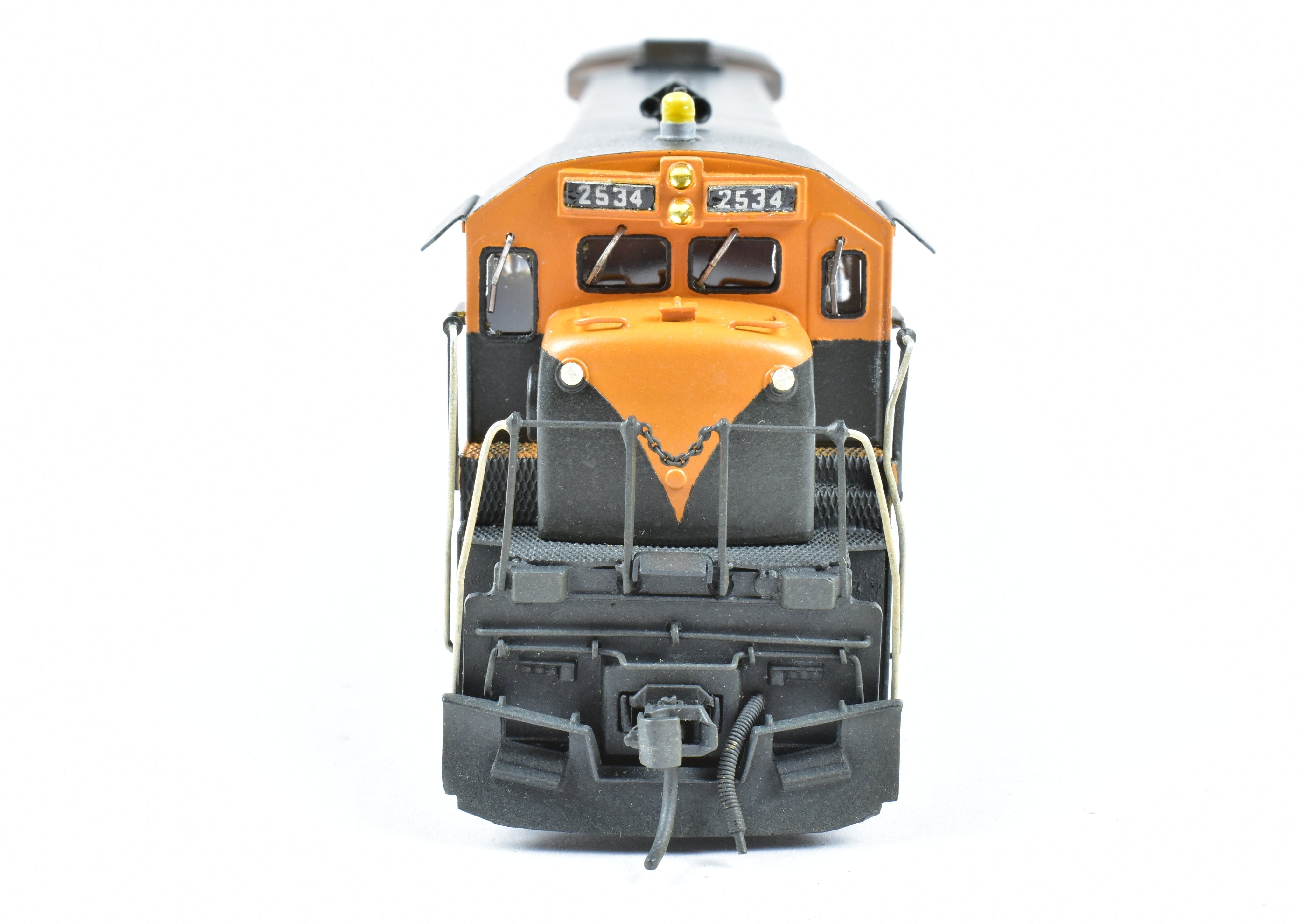 HO Scale Brass ALCO Great Northern General Electric U - 33C Diesel Locomotive Model GN for Model Train Enthusiasts