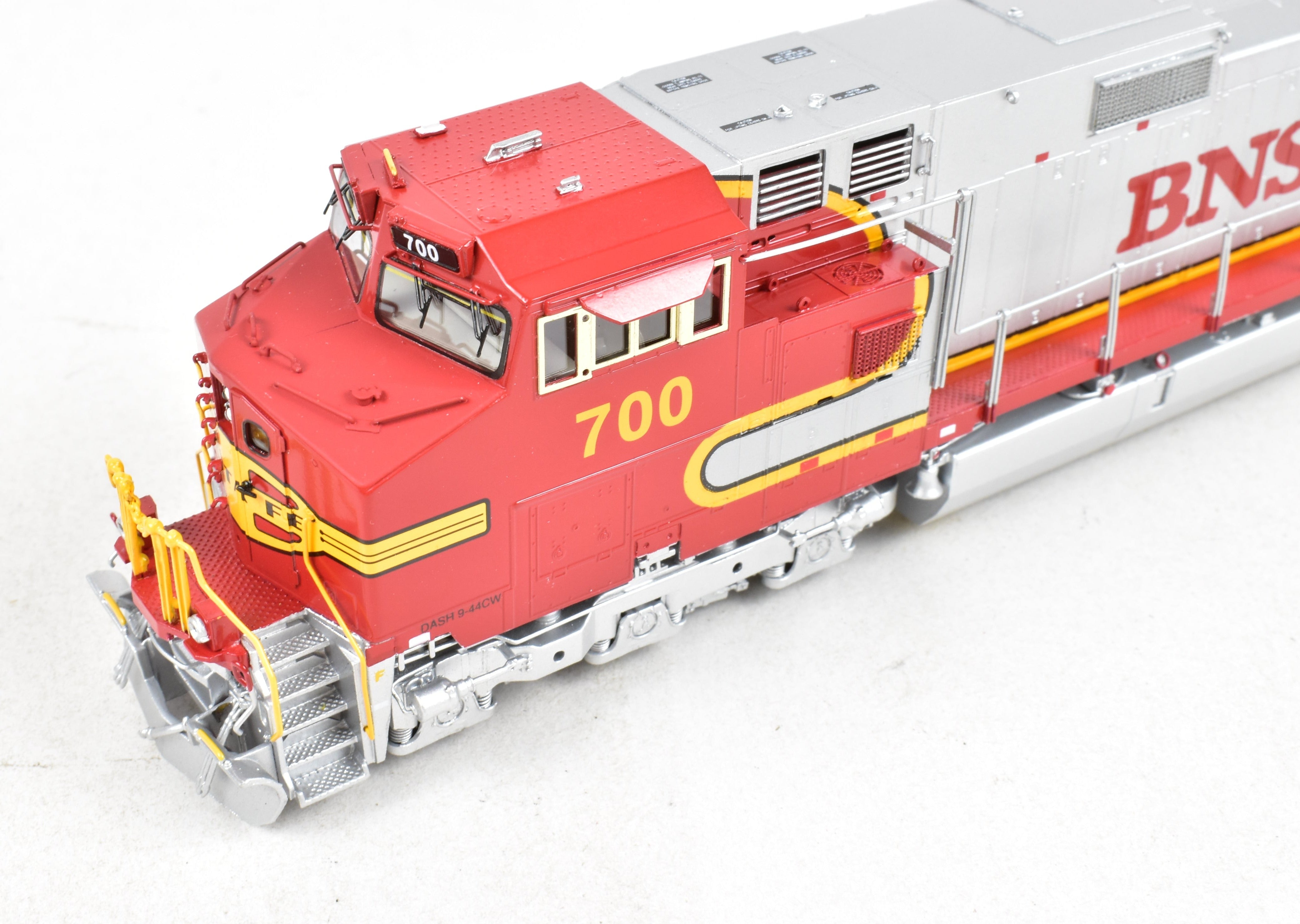 Brass OMI GE C44 - 9W FP #700 BNSF Burlington Northern Santa Fe Model