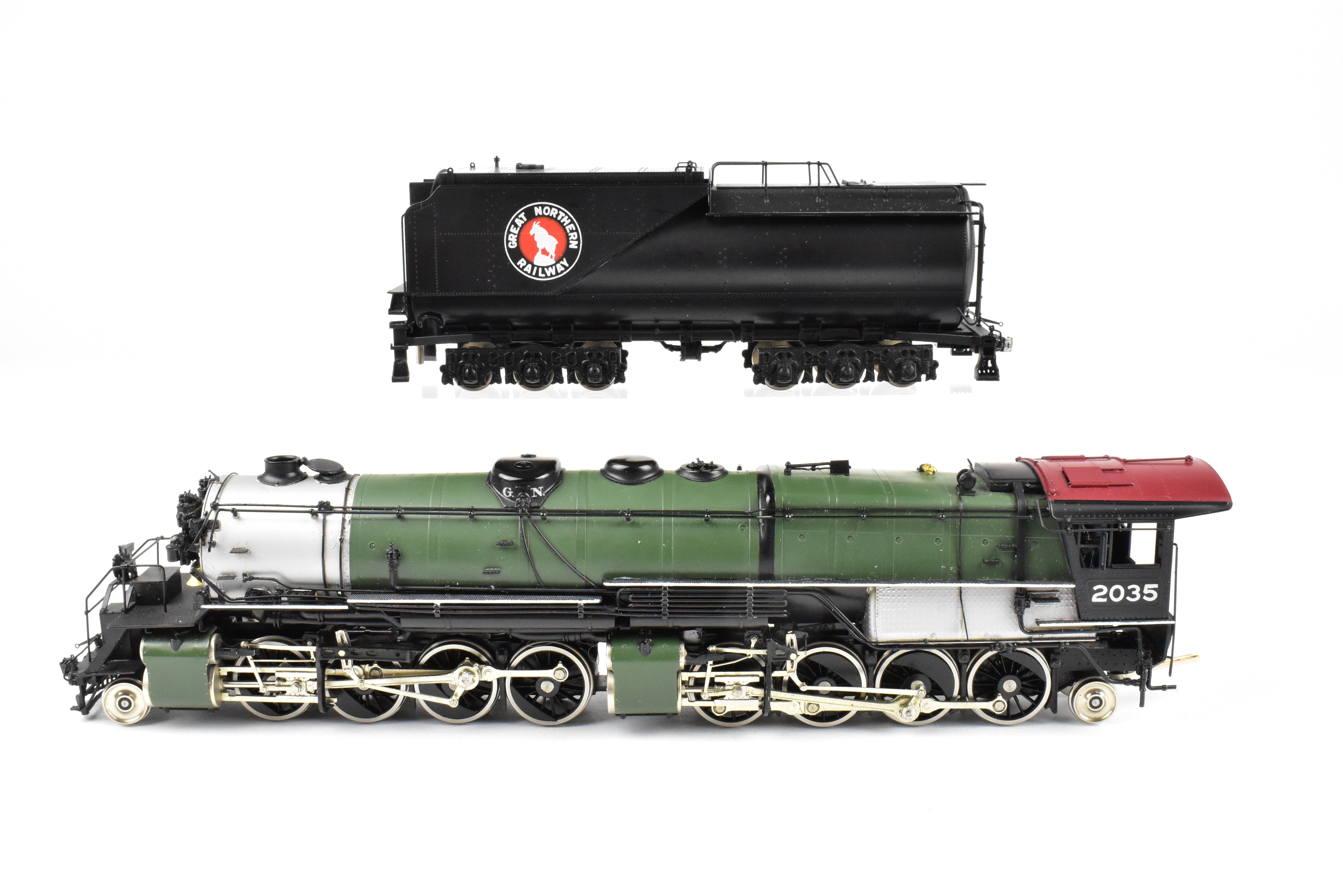HO Scale Brass Model Train - Oriental Limited GN - Great Northern R - 1 2 - 8 - 8 - 2 Open Cab Version in Glacier Park Scheme No. 2035