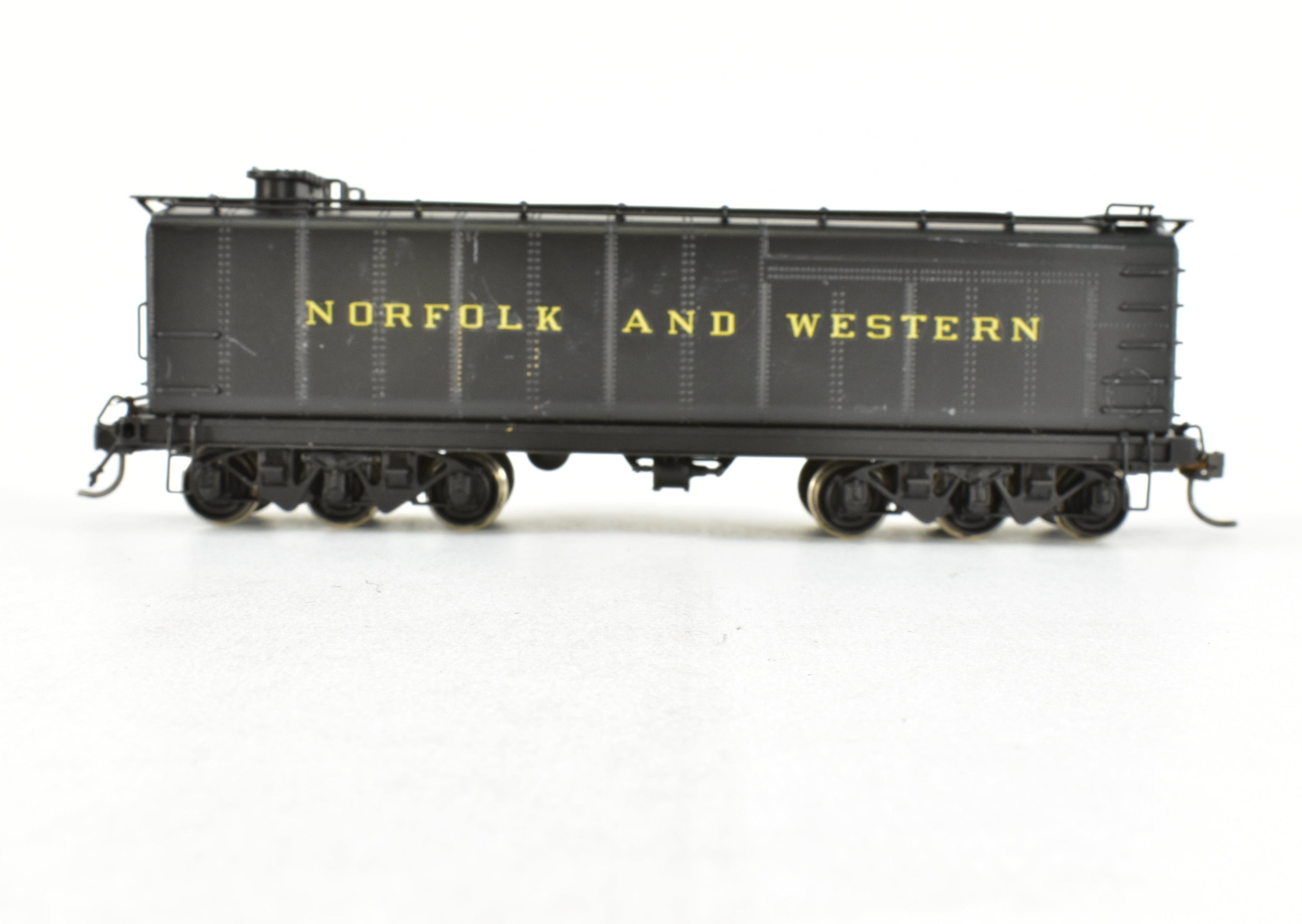 HO Brass Key Imports Norfolk & Western A Class 27K Gallon Auxiliary Tender