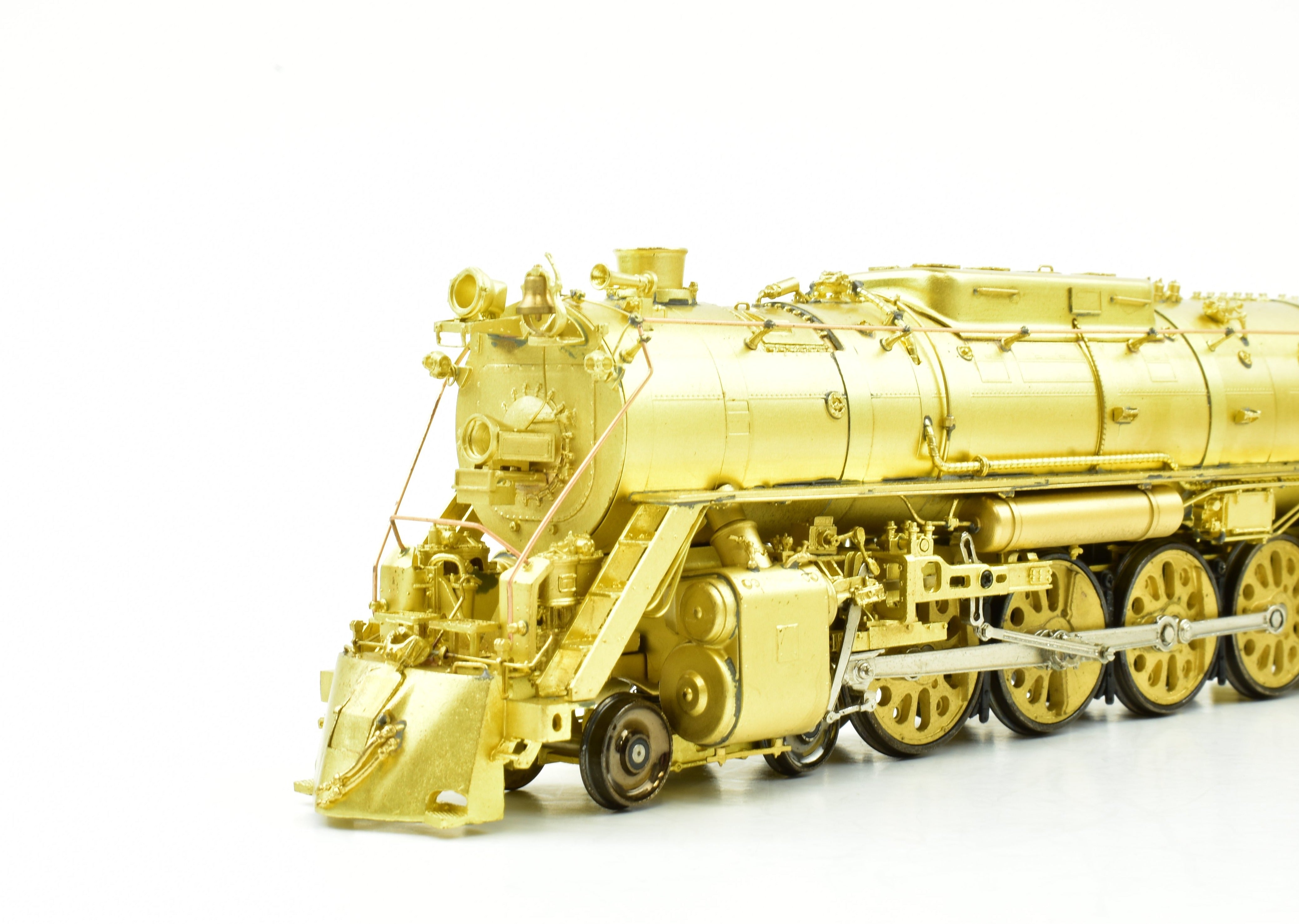 HO Scale Brass Model Train - Overland Models, Inc. MILW - Milwaukee Road S-3 4-8-4 Steam Locomotive with Squared Boiler Front