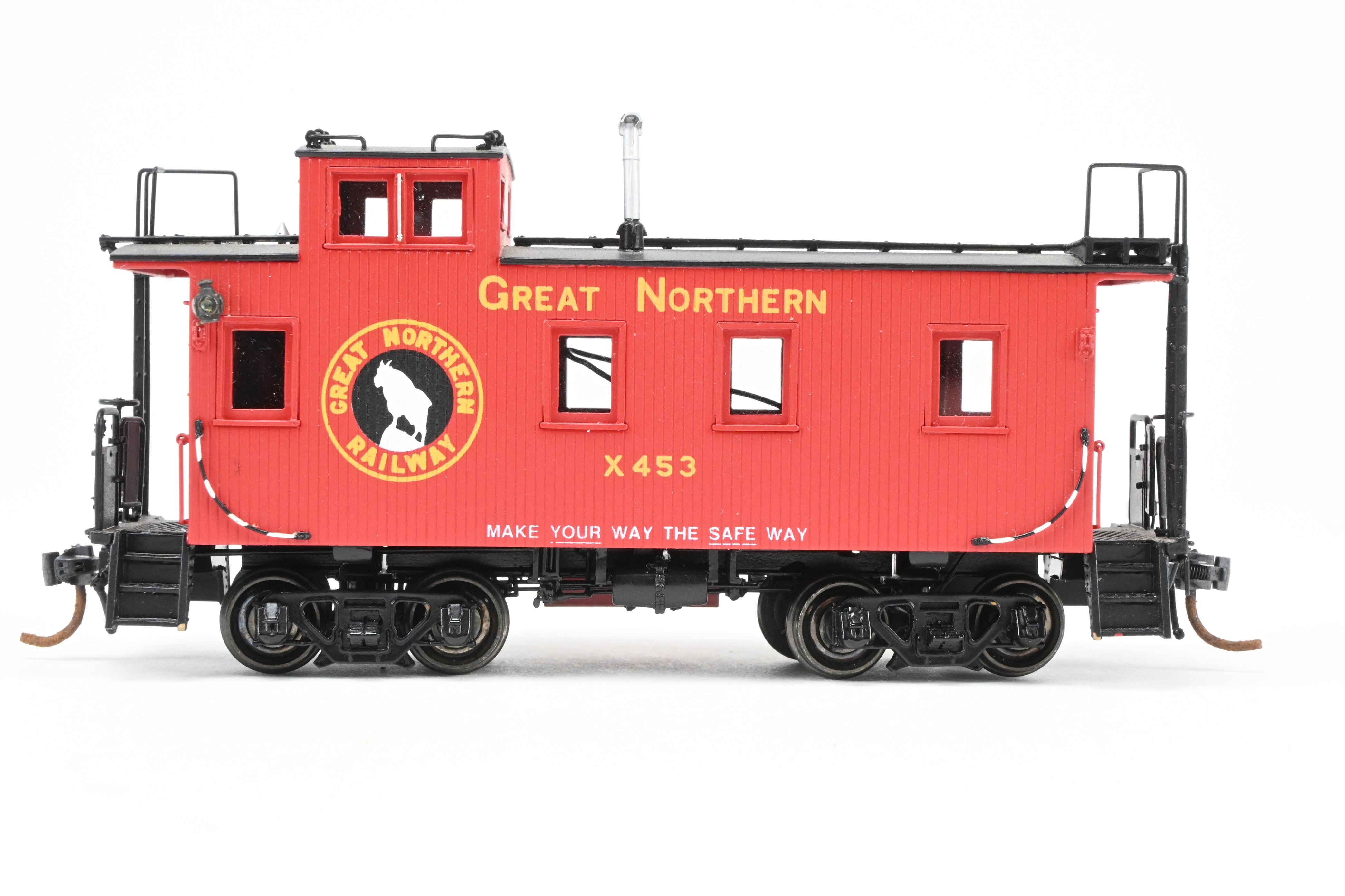 HO Scale Brass 25' Wood Caboose by Challenger Imports with Marker Lights