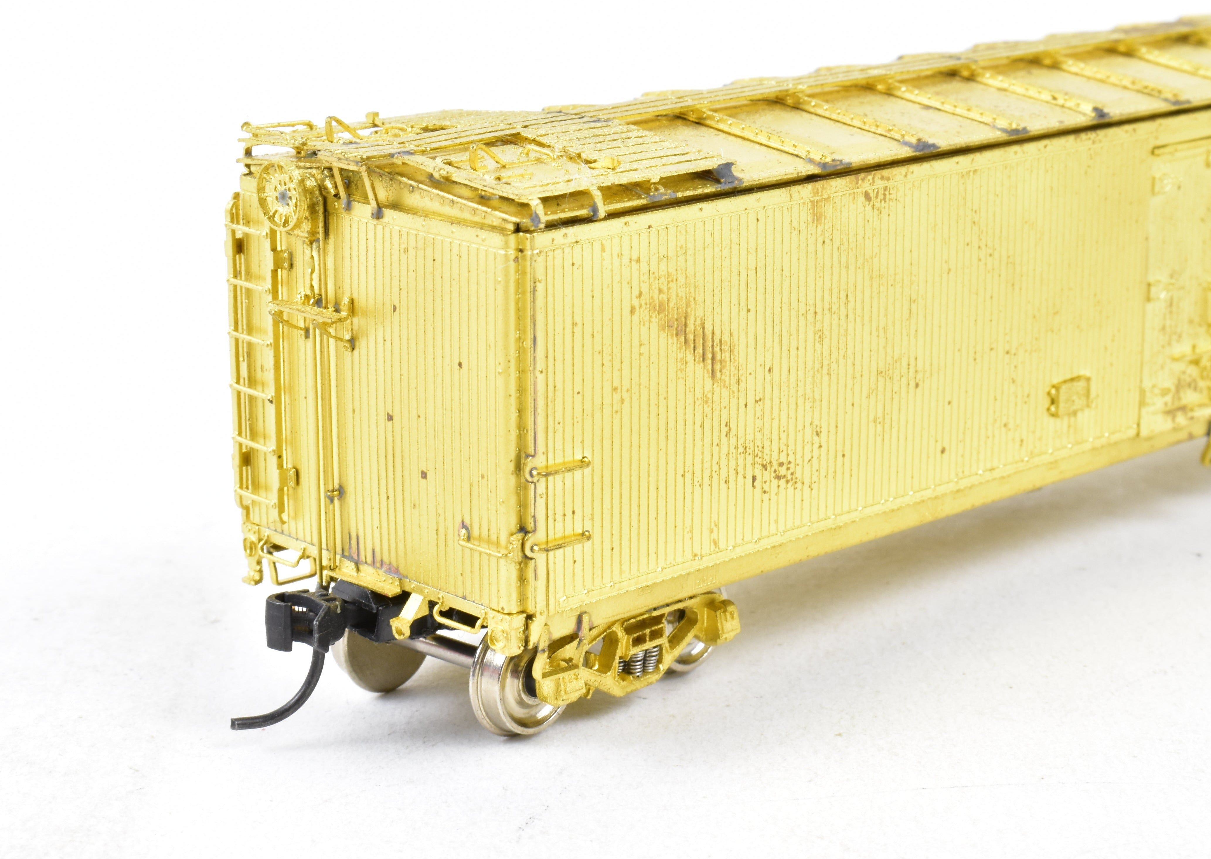 HO Scale Brass Model Railroad Refrigerator Car by OMI - Overland Models, Inc., Representing ATSF - Santa Fe SFRD Rr - 10 Class 50' Ice Bunker Wood Design without Original Box