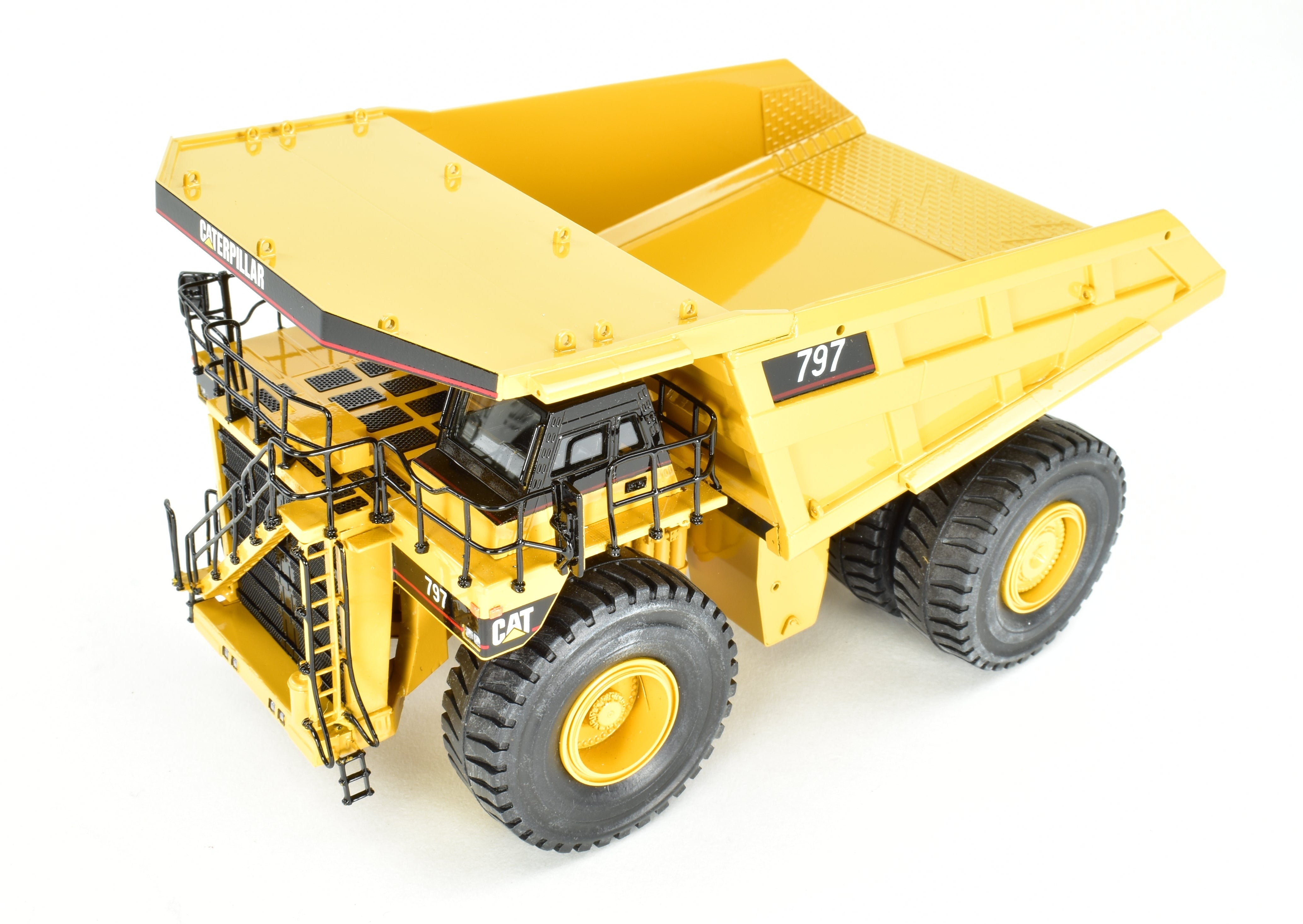 High - Quality HO Scale Brass Construction Caterpillar 797 Mining Truck Model by CCM