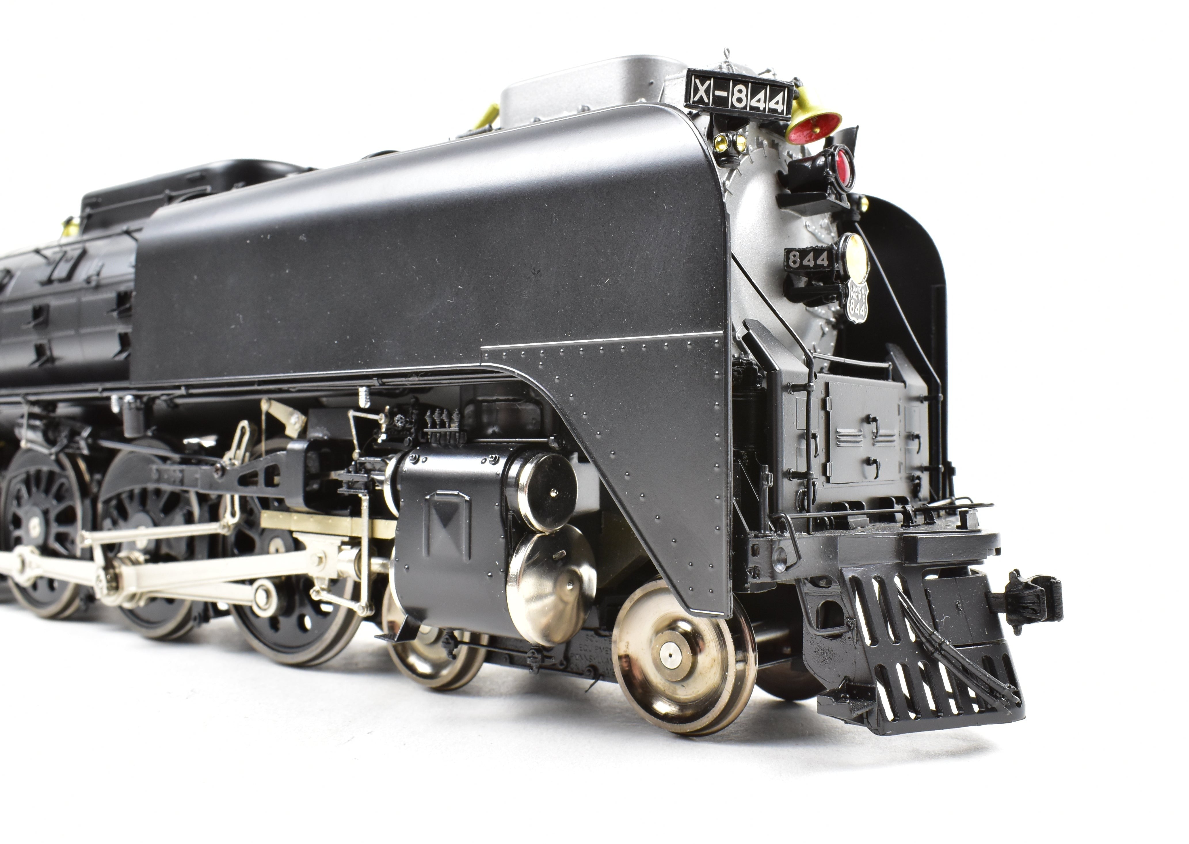 O Scale Model Train - Overland Models, Inc. Union Pacific FEF - 3 4 - 8 - 4 Steam Locomotive from the 1996 - 1997 Excursion Era