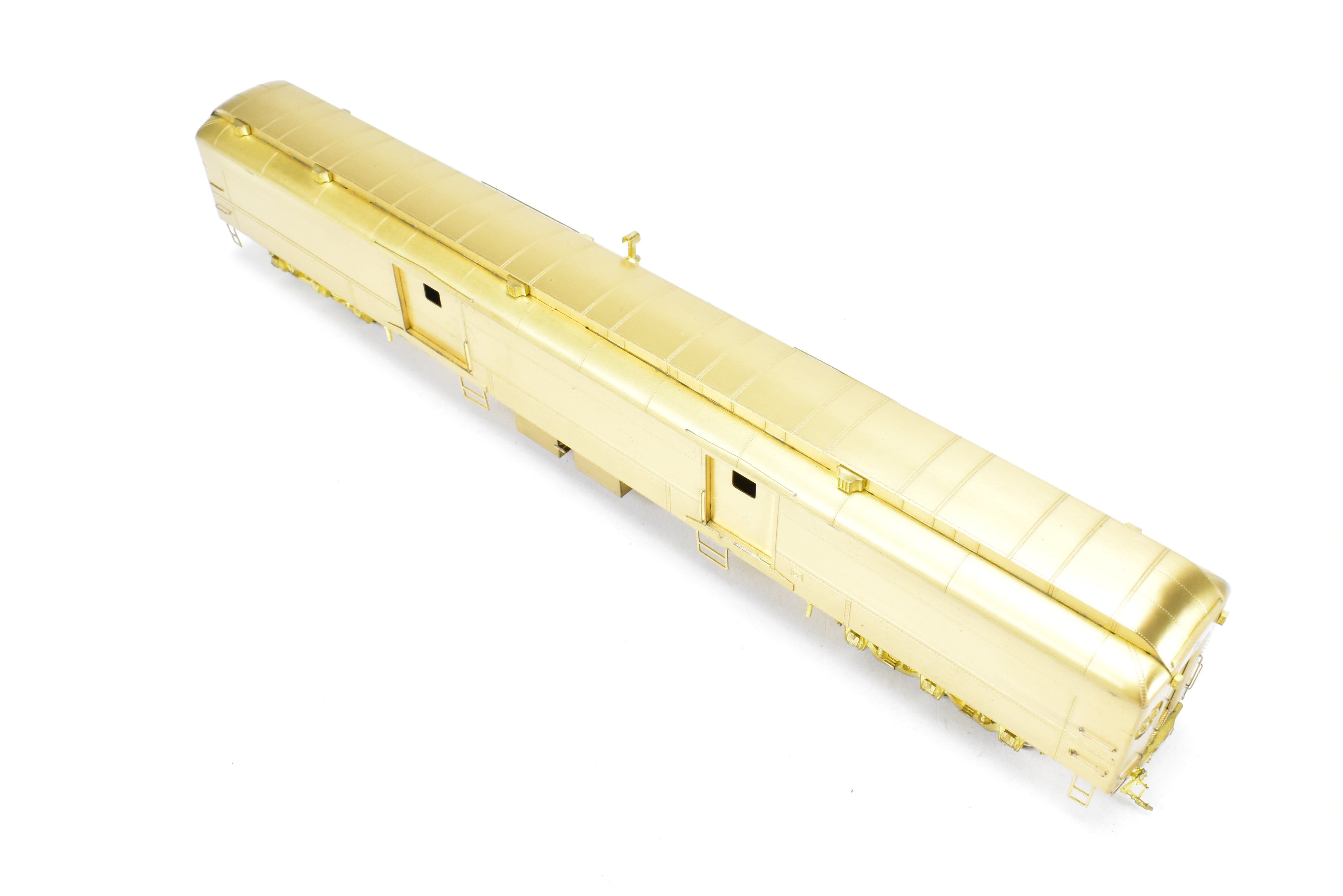 HO Scale Brass Cascade Models GN - Great Northern Modernized Baggage Car with Round Ends and Steel Doors (Numbers #475 - #486)