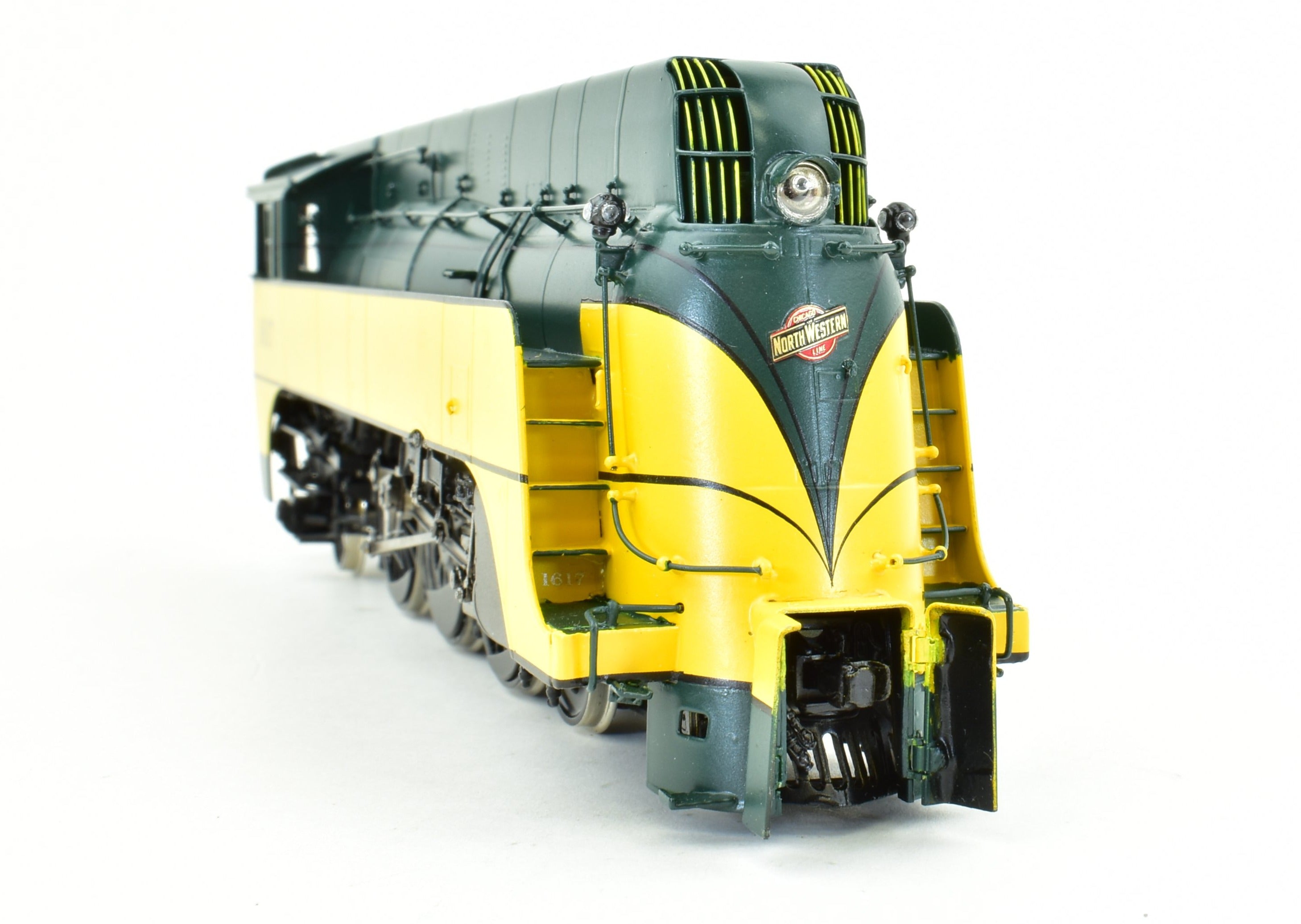 HO Scale Precision Brass C&NW Chicago & North Western 4-6-2 Streamlined #1617 Yellow Jacket FP