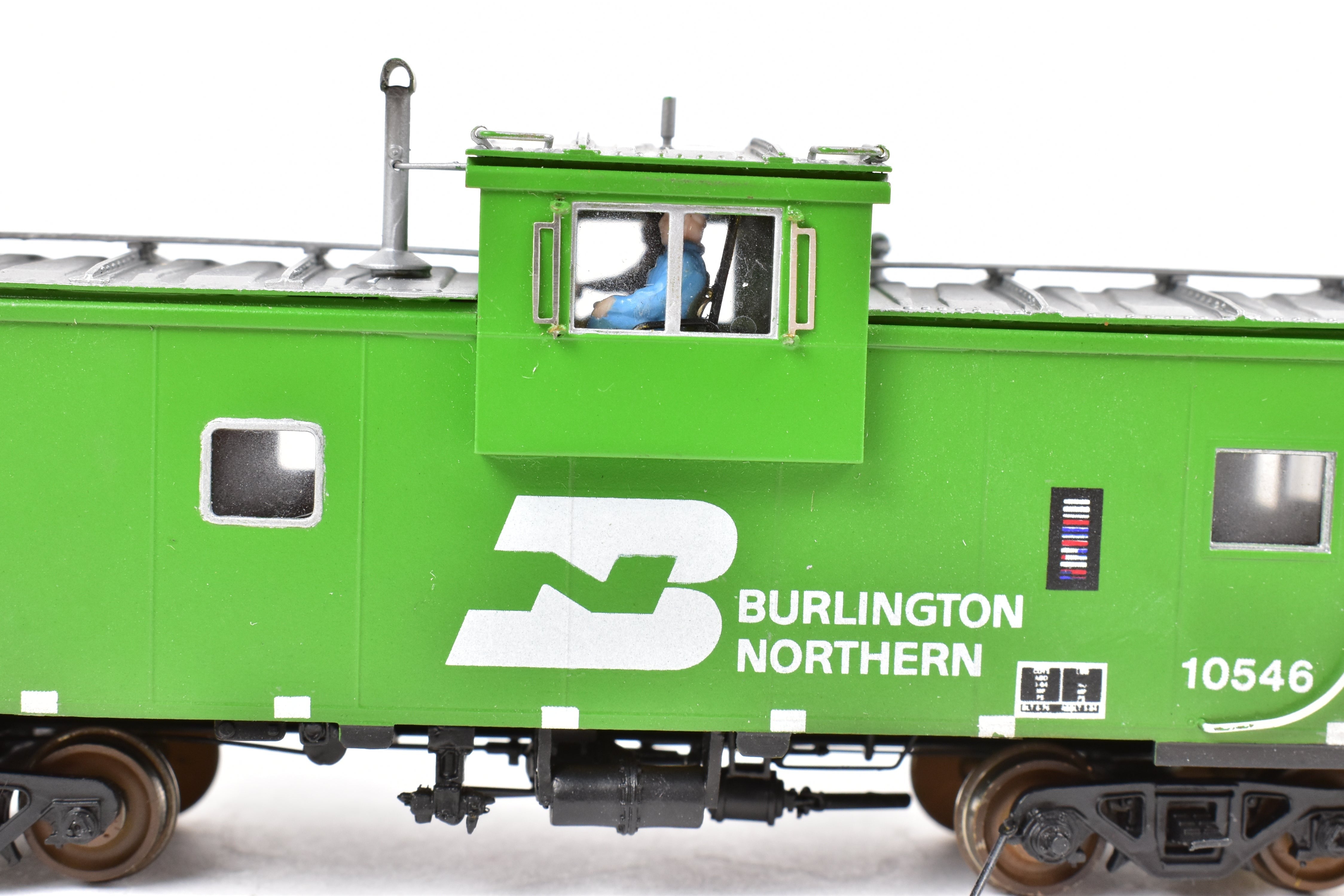 HO Scale Brass OMI Burlington Northern Caboose #10546 Pro Painted