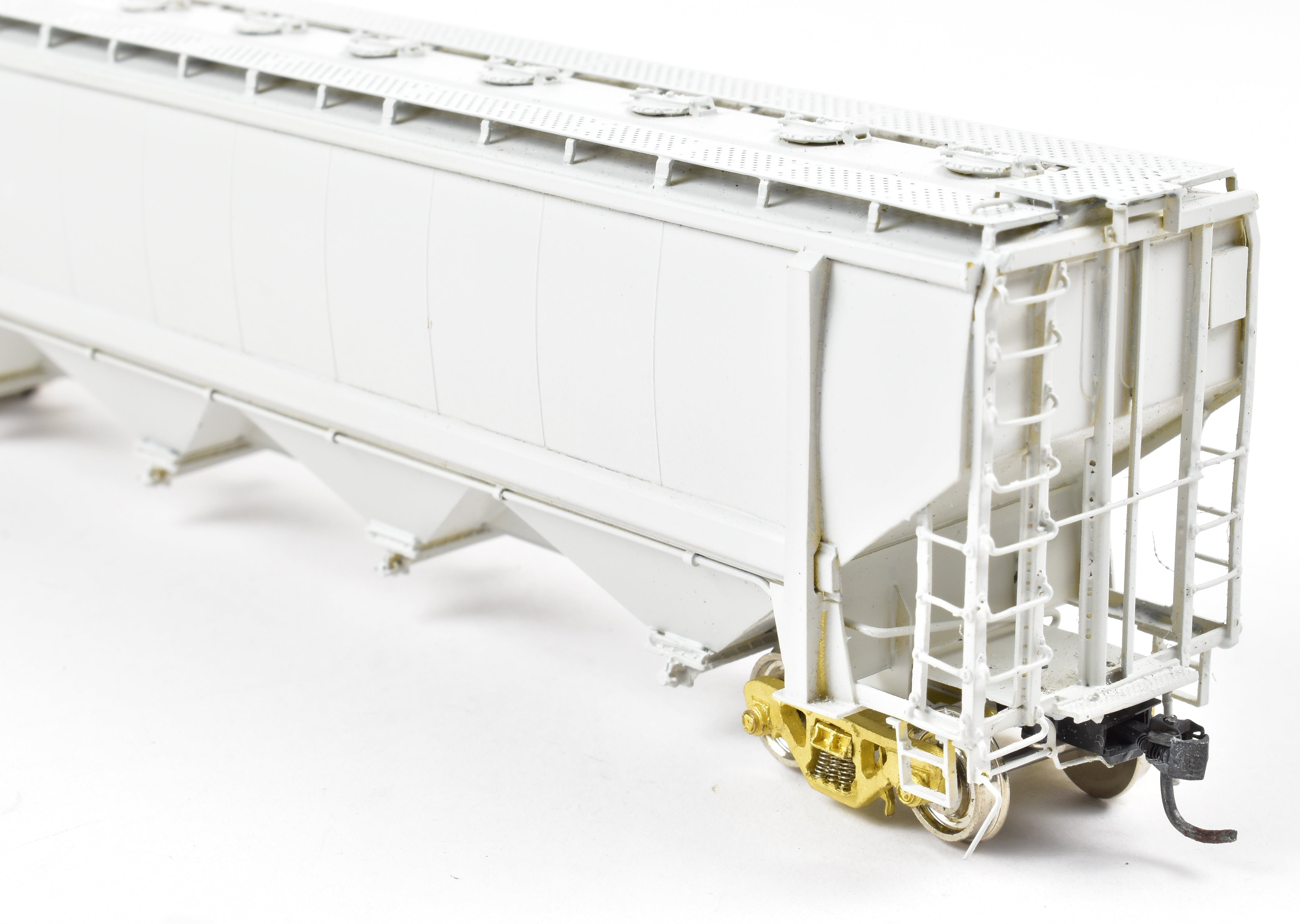 HO Brass OMI Richmond Covered Hopper 5800 Cubic Ft - Partially Painted
