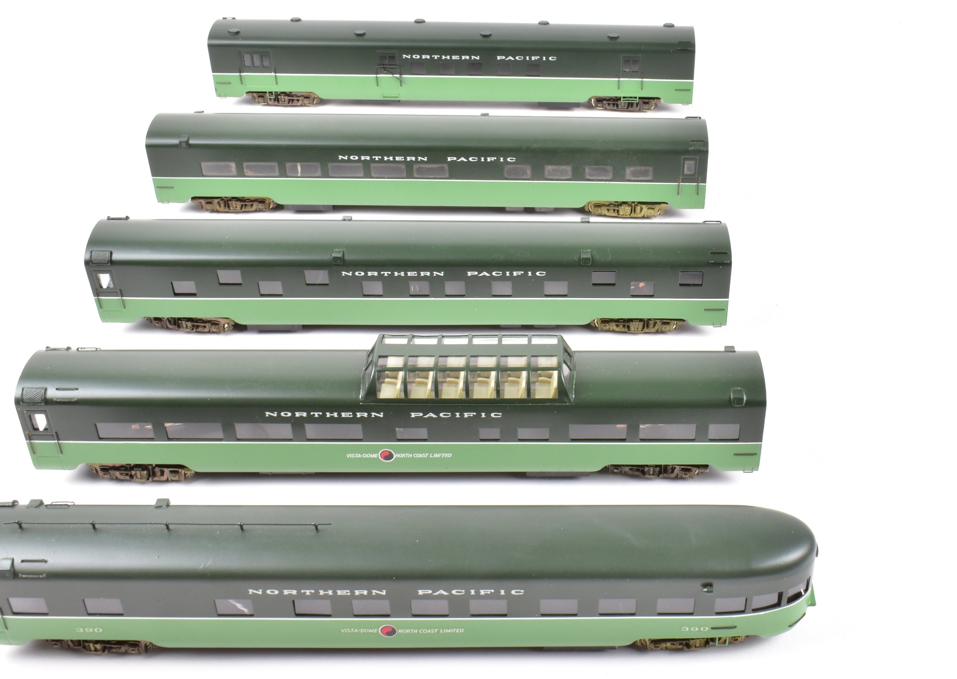 HO Scale Brass Balboa Northern Pacific 5-Car Passenger Train Set with Factory Painting