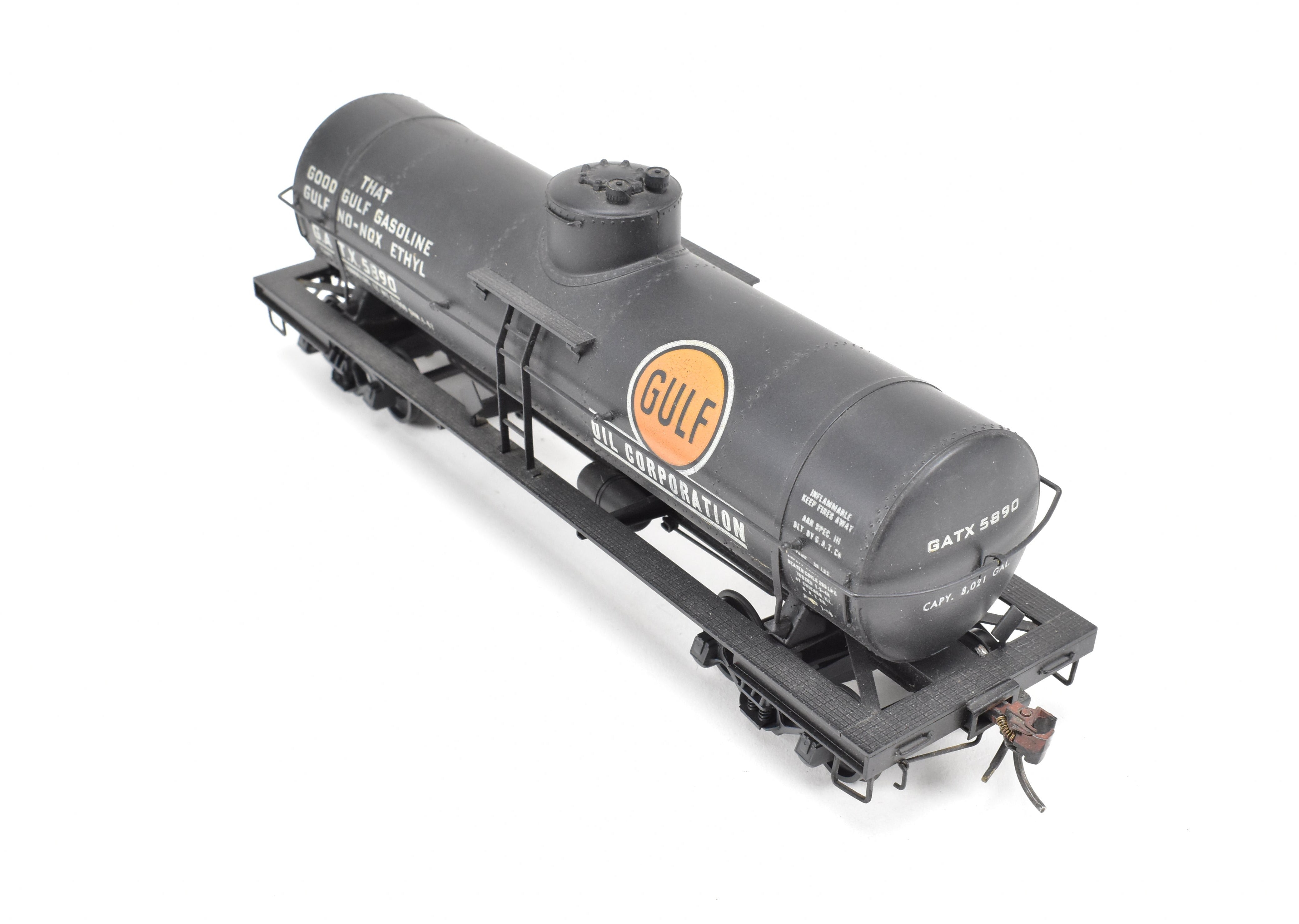 O Scale Model Train - Brass U.S. Hobbies GATX General American 8,000 Gallon Single - Dome Tank Car for Canadian Pacific (CP), Custom - Painted Gulf Oil Corporation Style (GATX 5890), Without Original Box