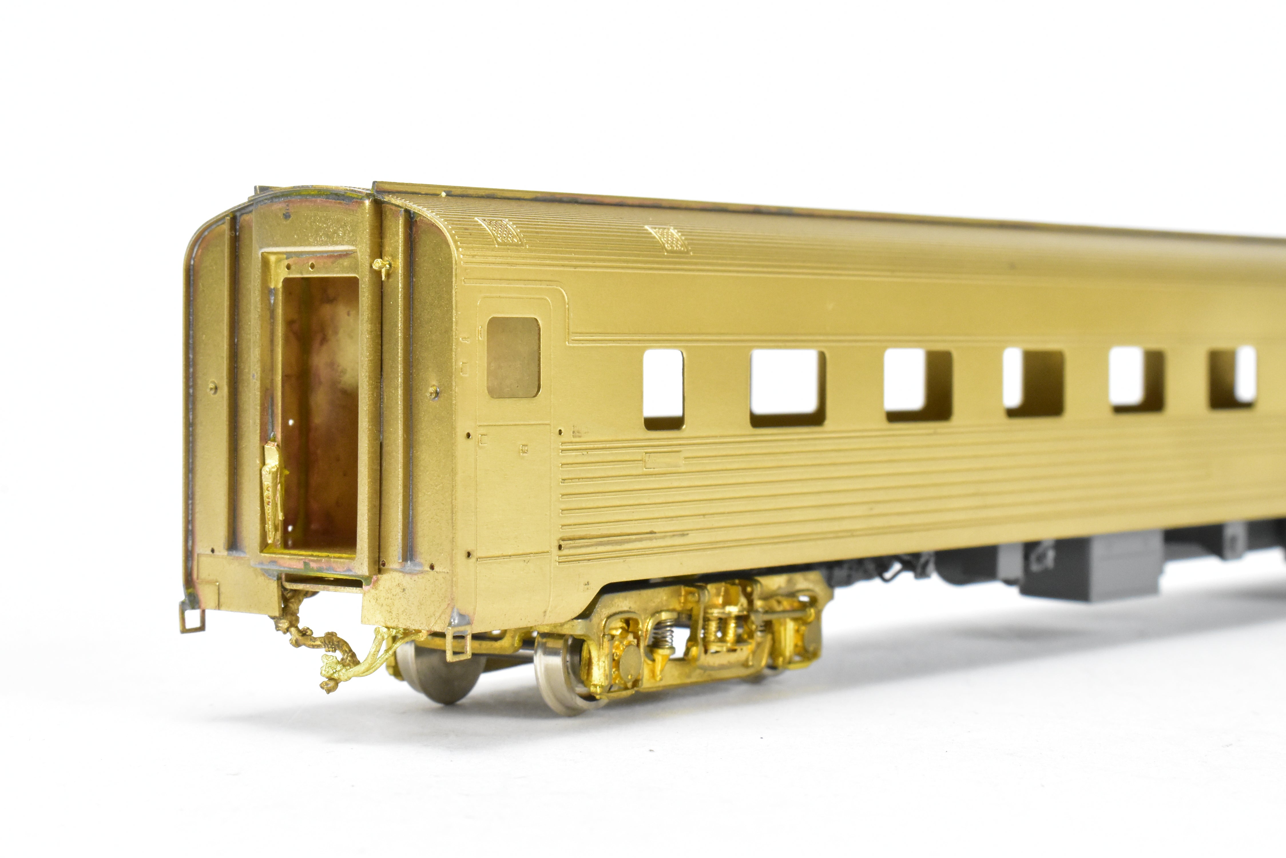 HO Scale Brass UP - Union Pacific Budd 10 RMT - 6DBR Unpainted Pacific Series Sleeper Model