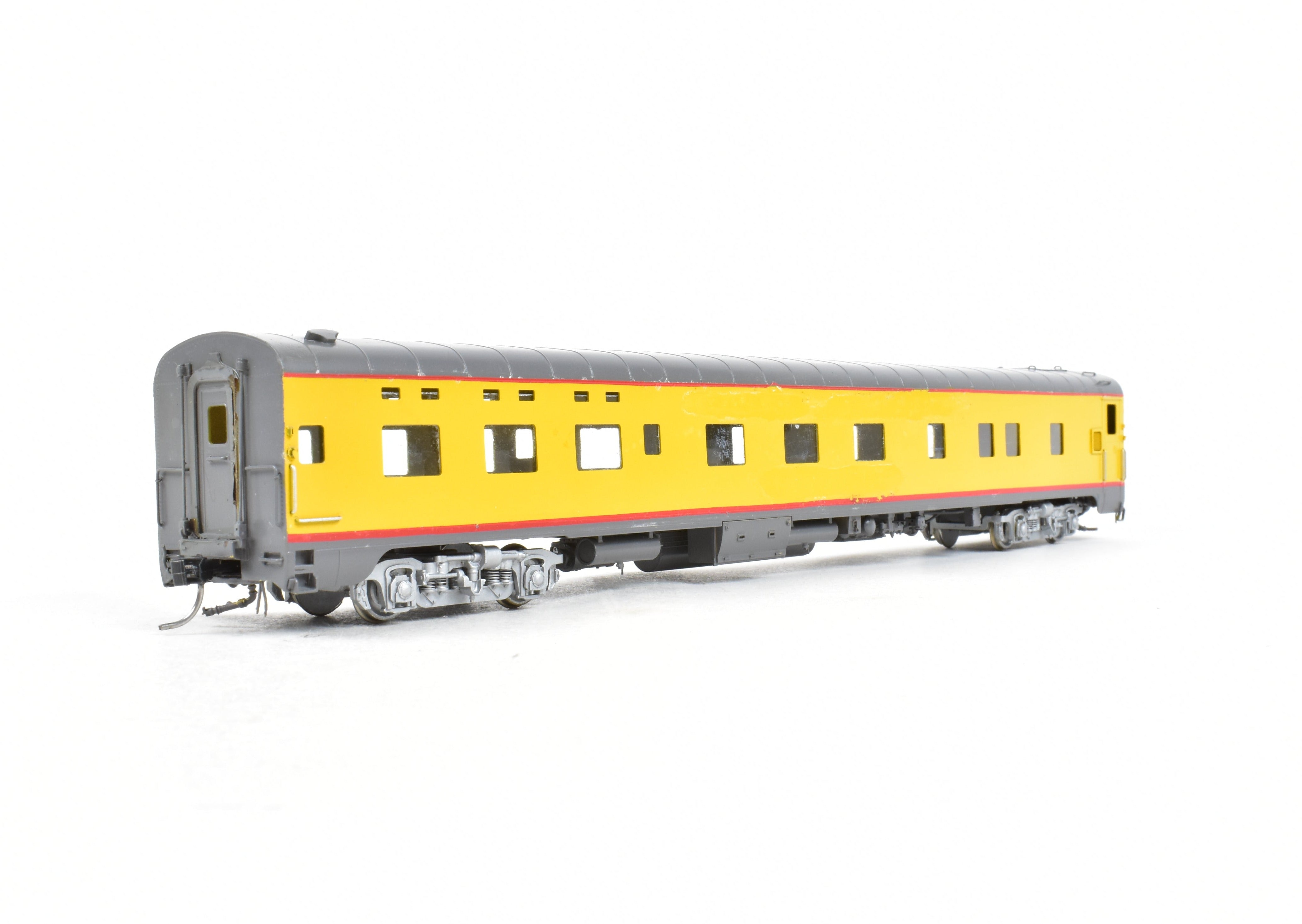 High - Quality HO Scale Brass Model Train Sleeper by Wasatch Model Co., ATSF - Santa Fe Valley Design Painted as UP - Union Pacific American Series Sleeper